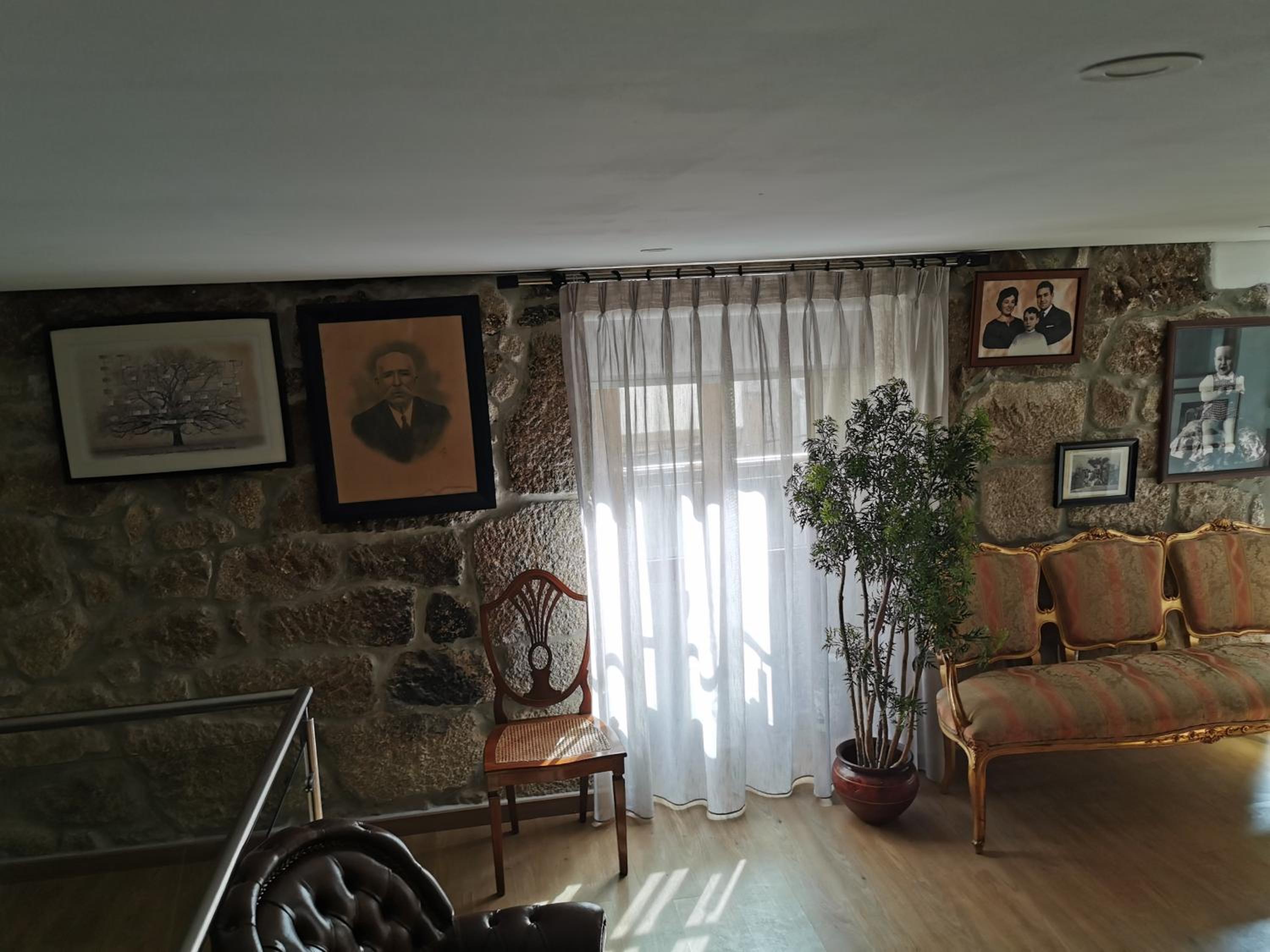 Suite with City View - Photo 20