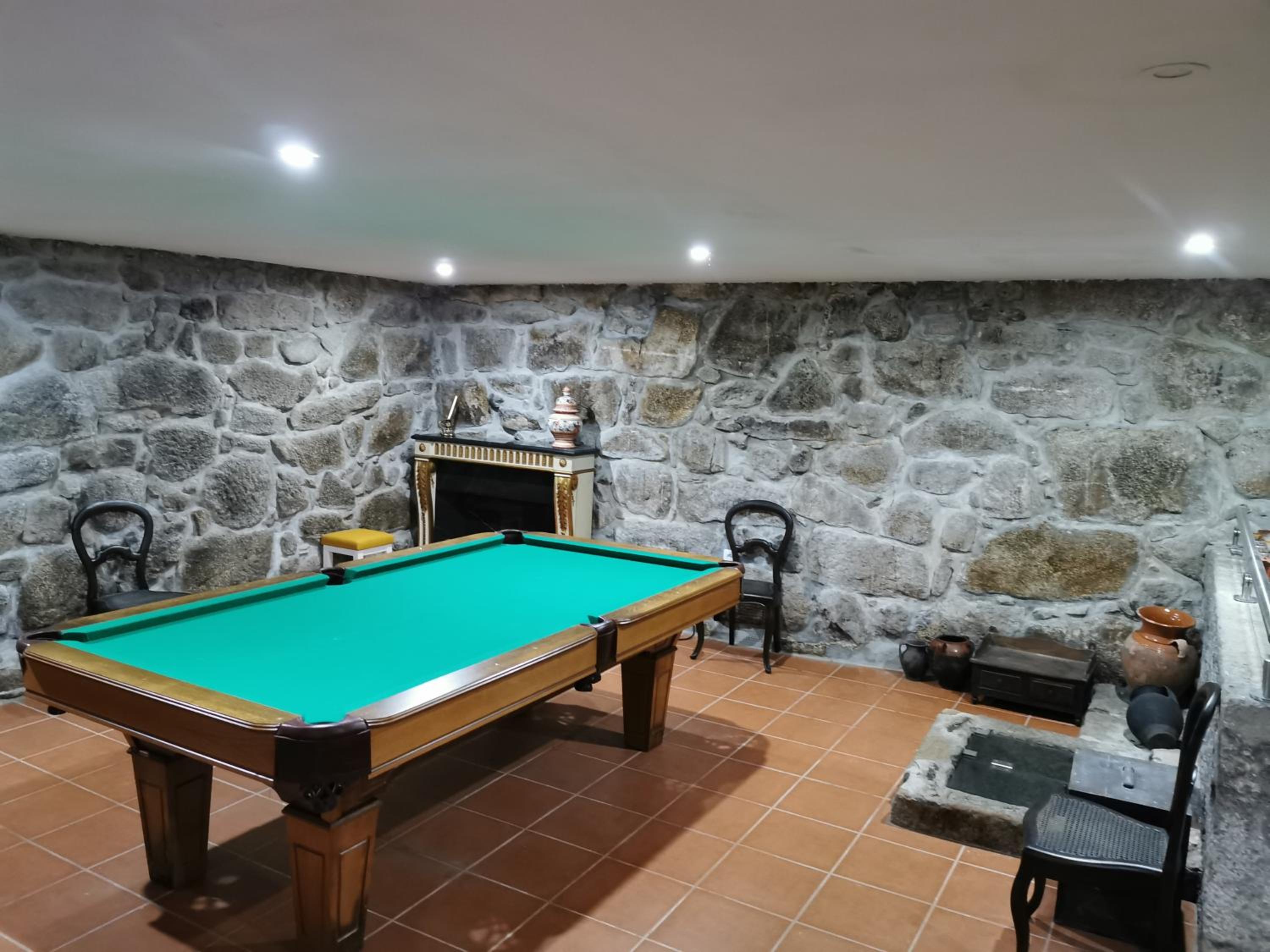 Suite with City View - Photo 18
