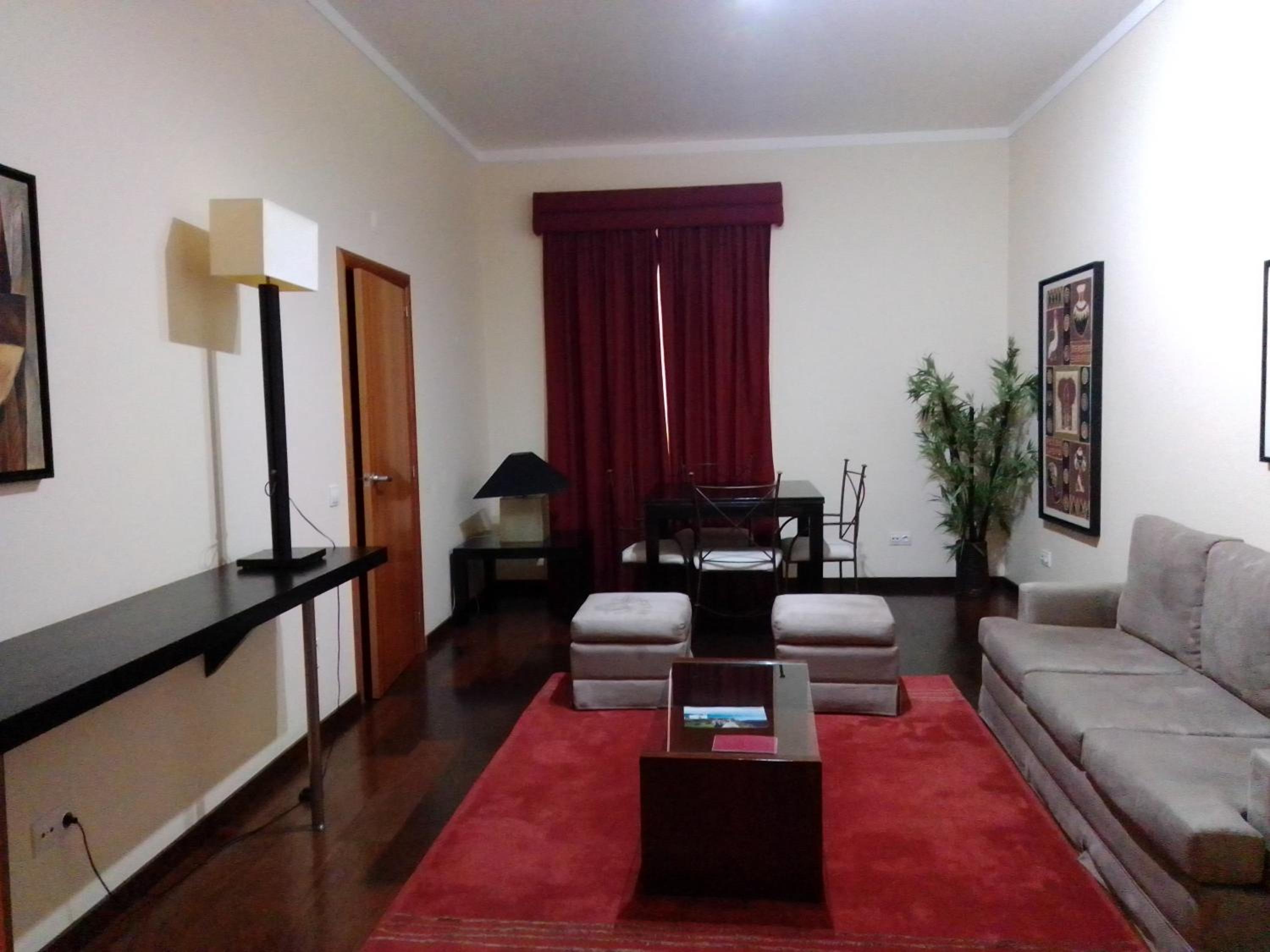 Suite Room - Photo 1