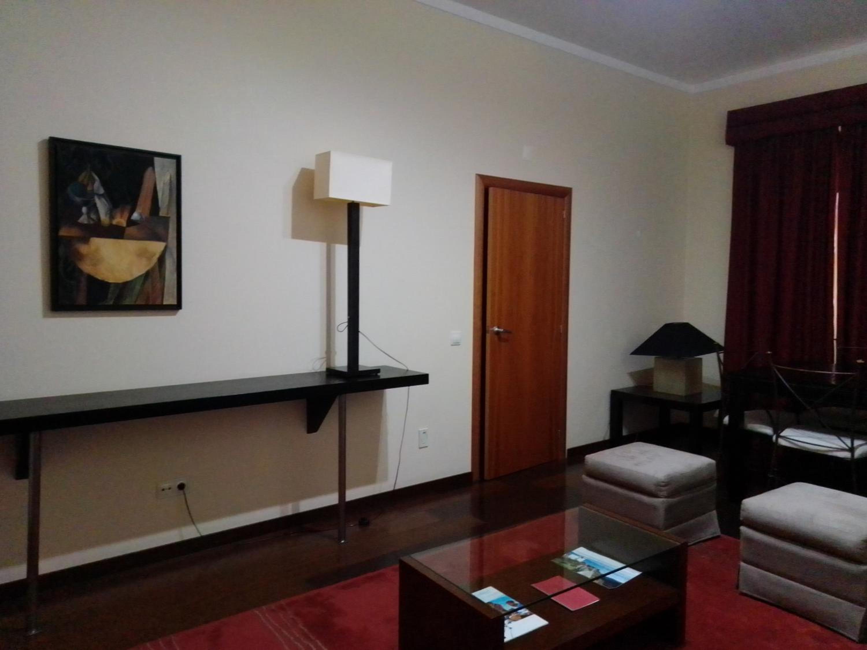 Suite Room - Photo 6