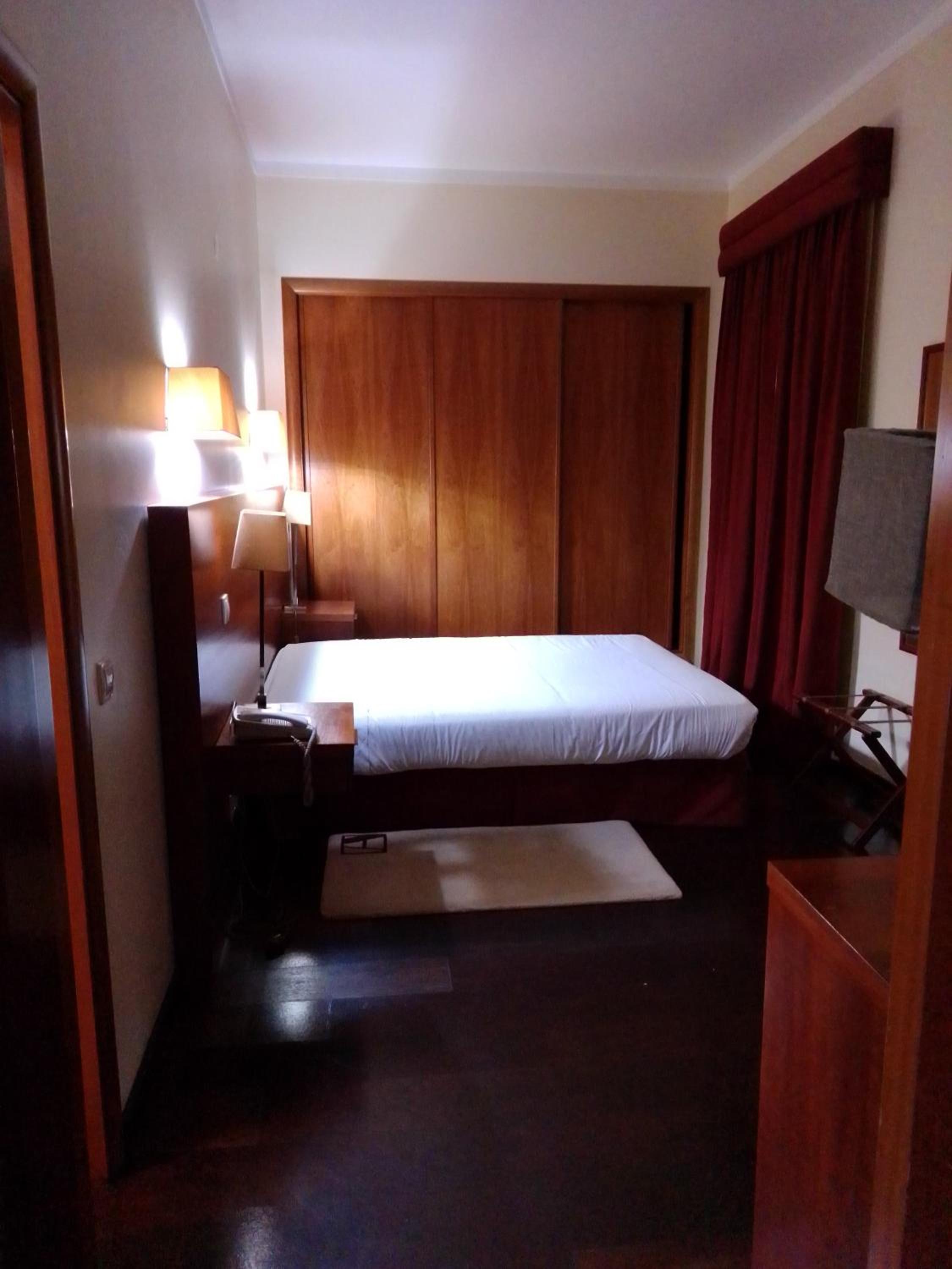 Suite Room - Photo 7