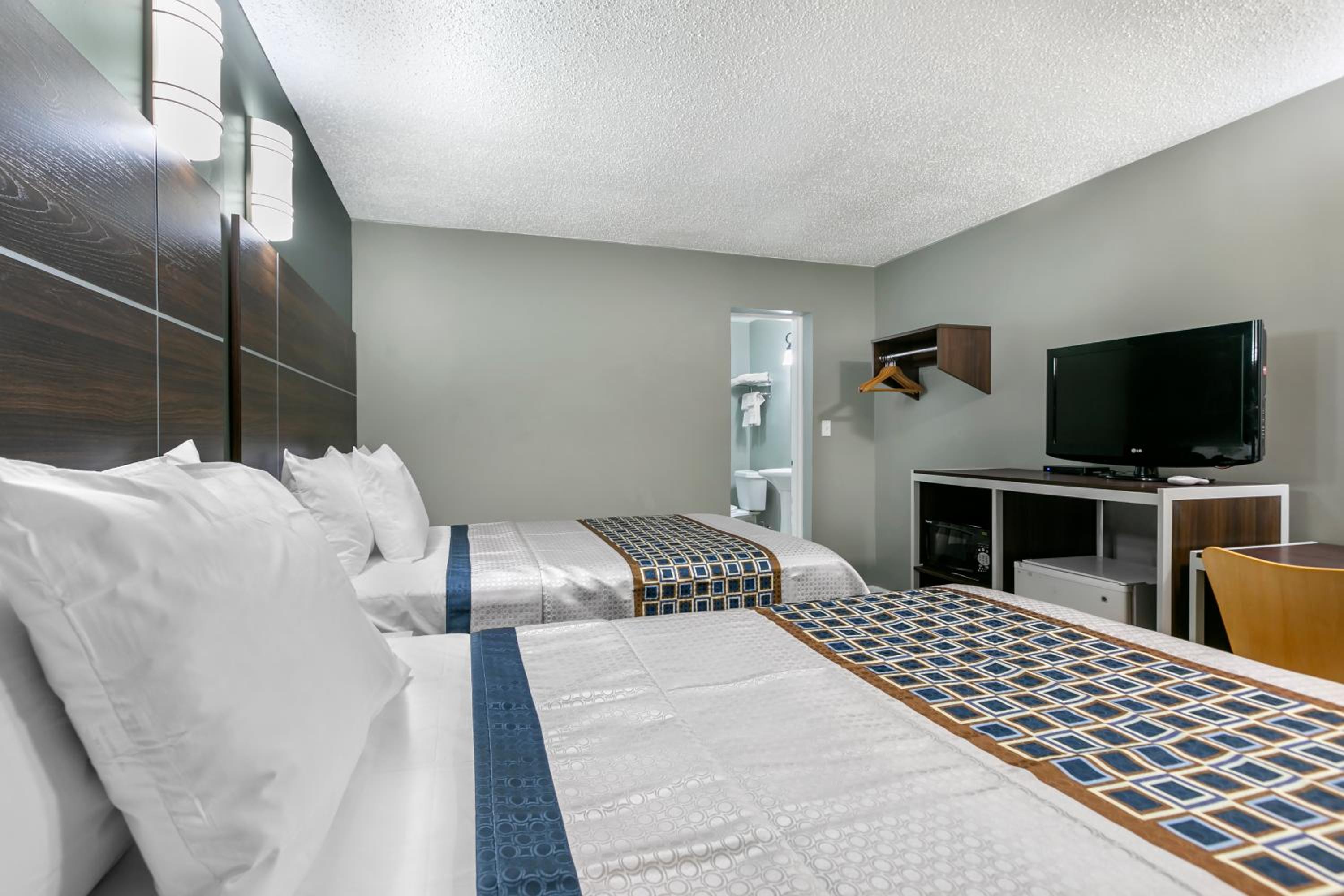 Double Room with Two Double Beds - Non-Smoking