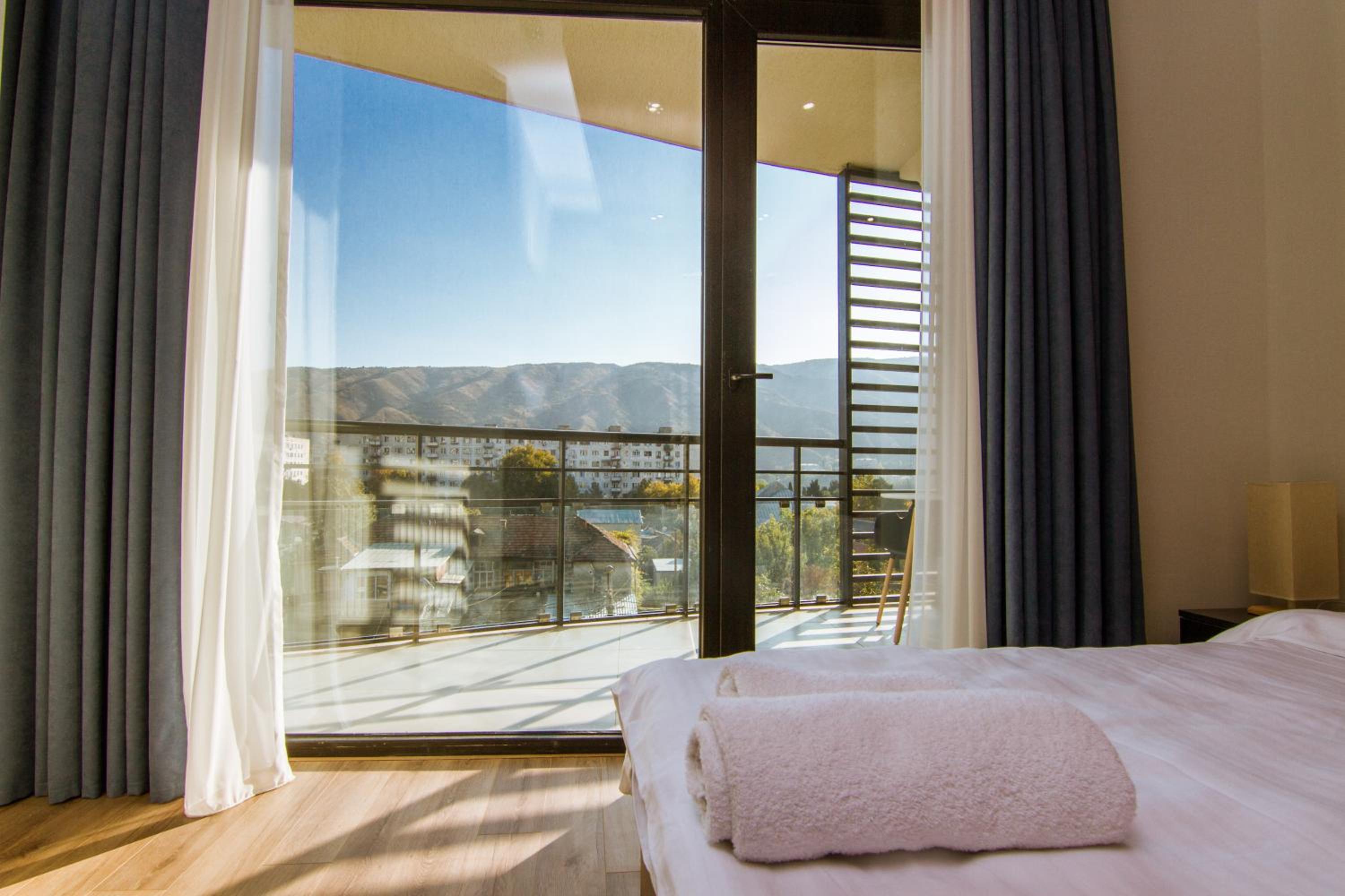 Double or Twin Room with Terrace - Photo 3