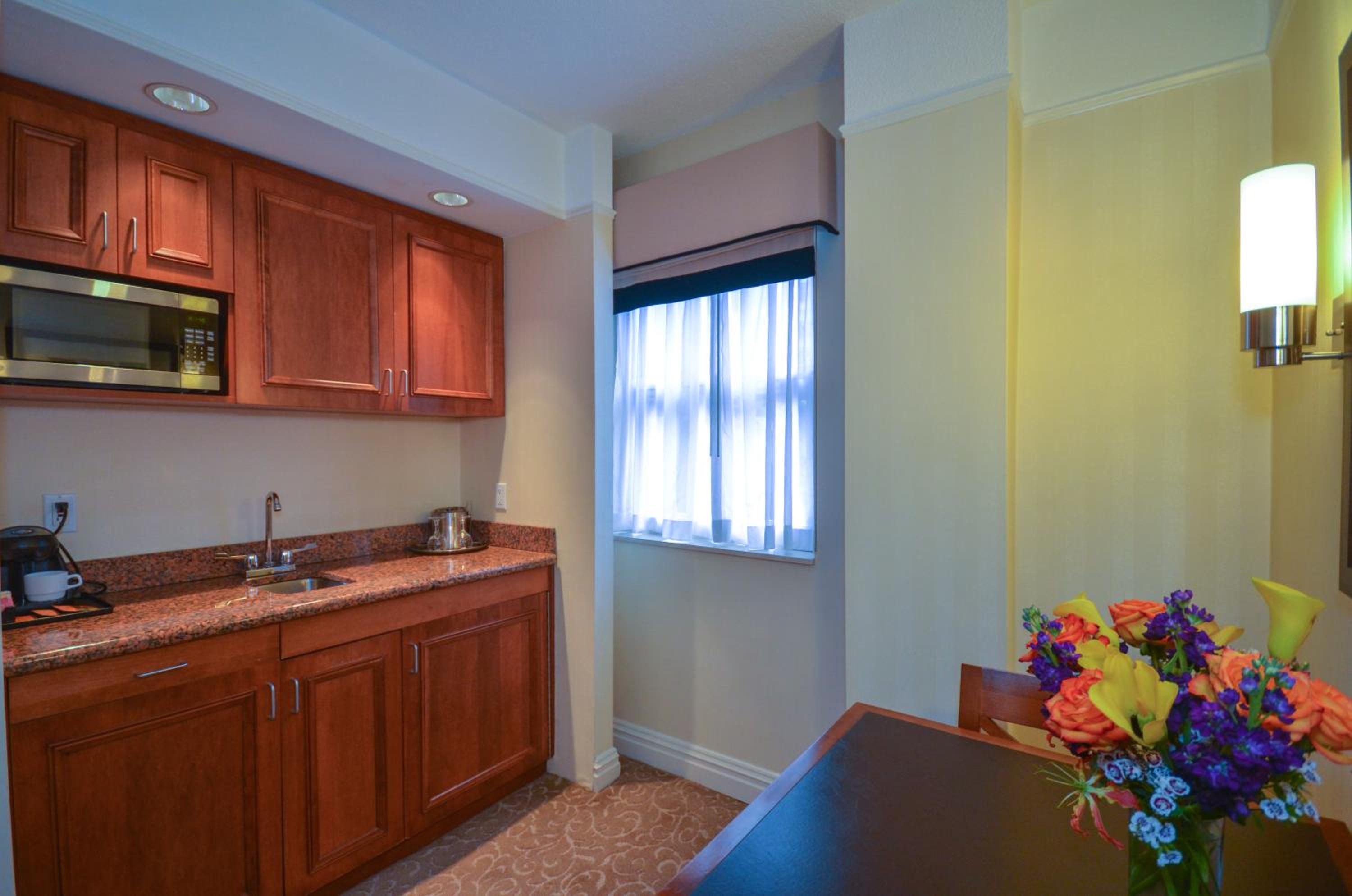 Premier Suite with King bed with 1 ½ bath