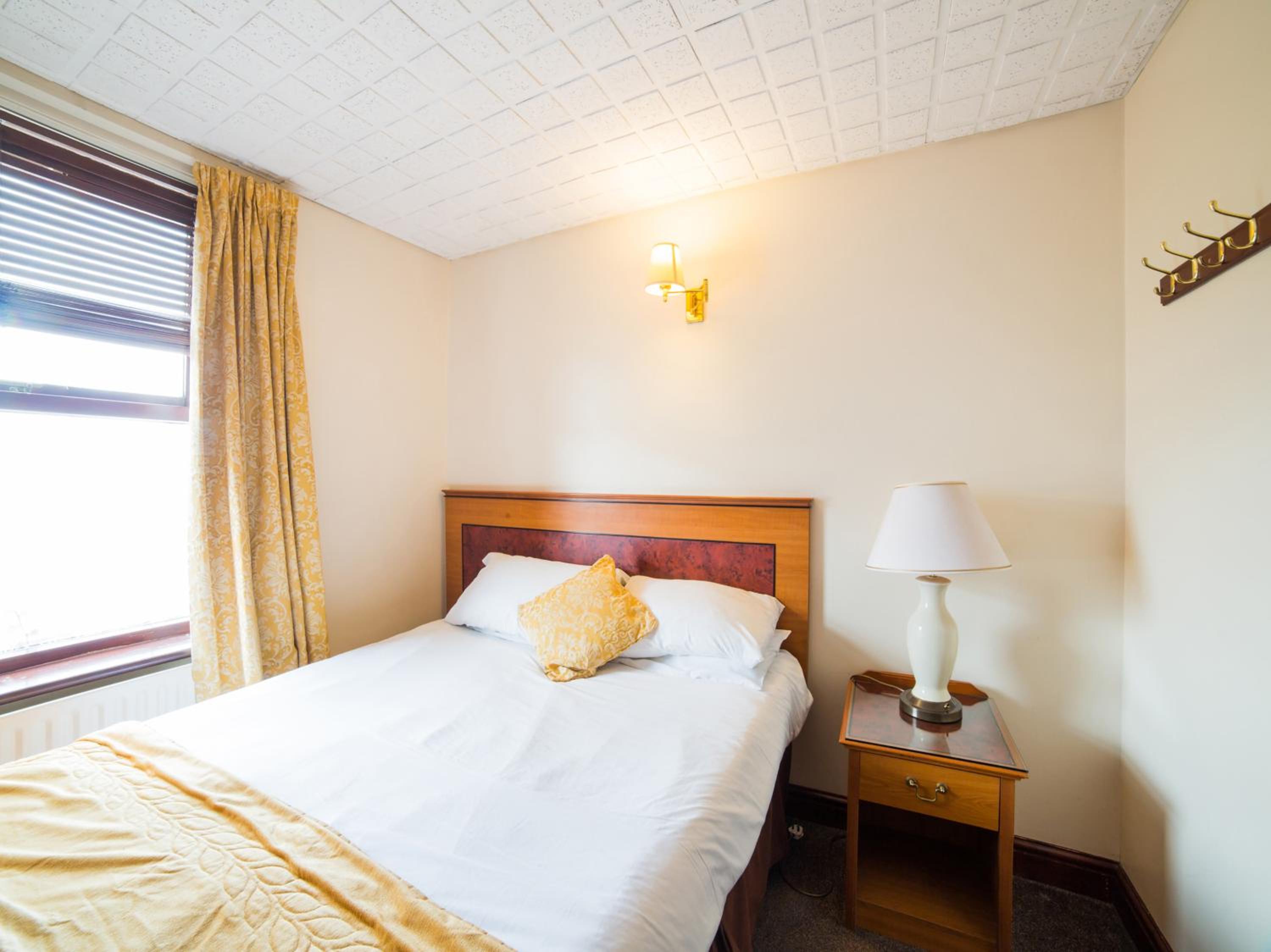 Standard Double Room - Photo 2
