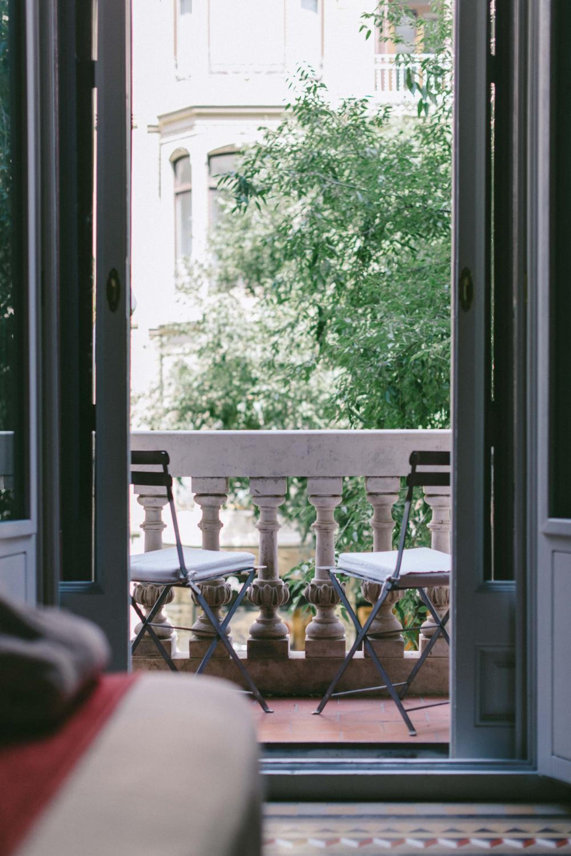 Double or Twin Room with Balcony thumbnail 6