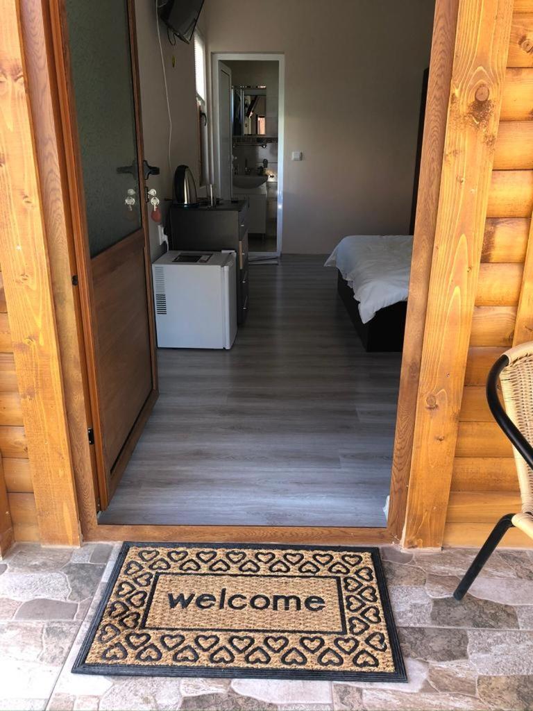 Double Room with Extra Bed photo 3