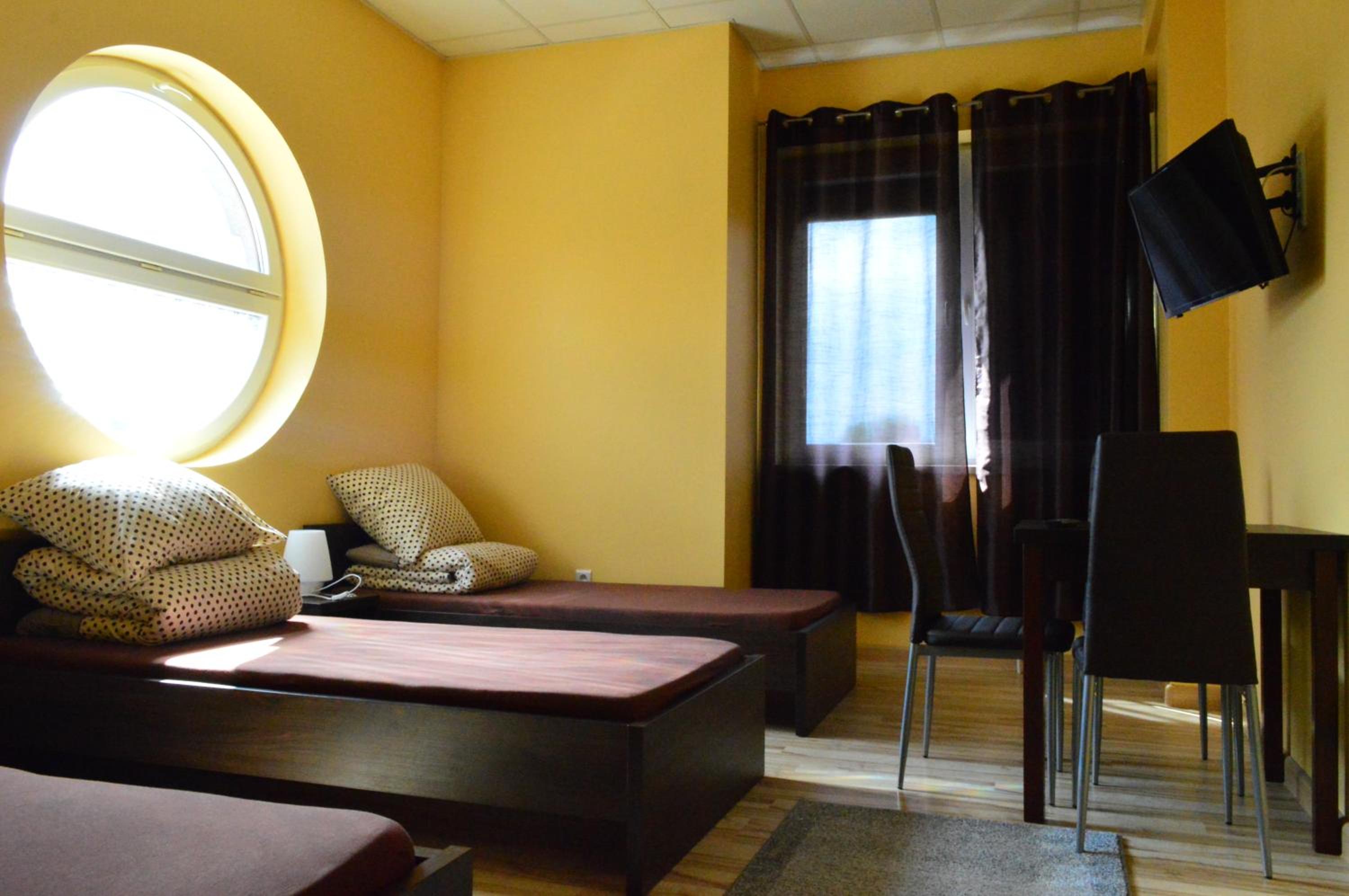 Triple Room With Private External Bathroom photo 3