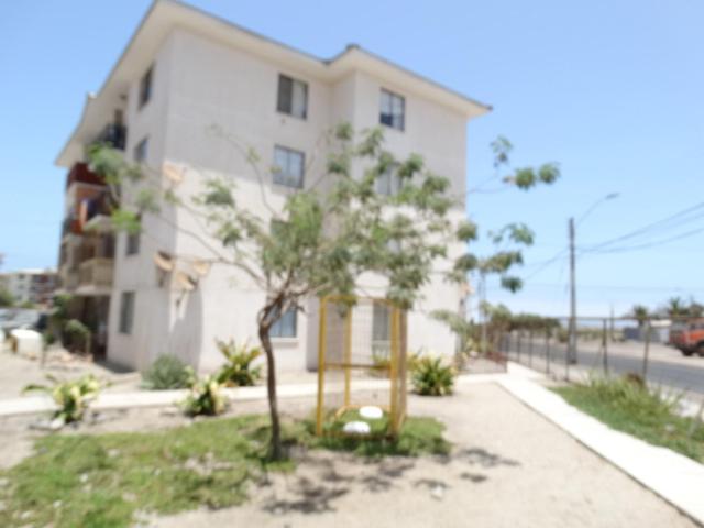 Three-Bedroom Apartment photo 2