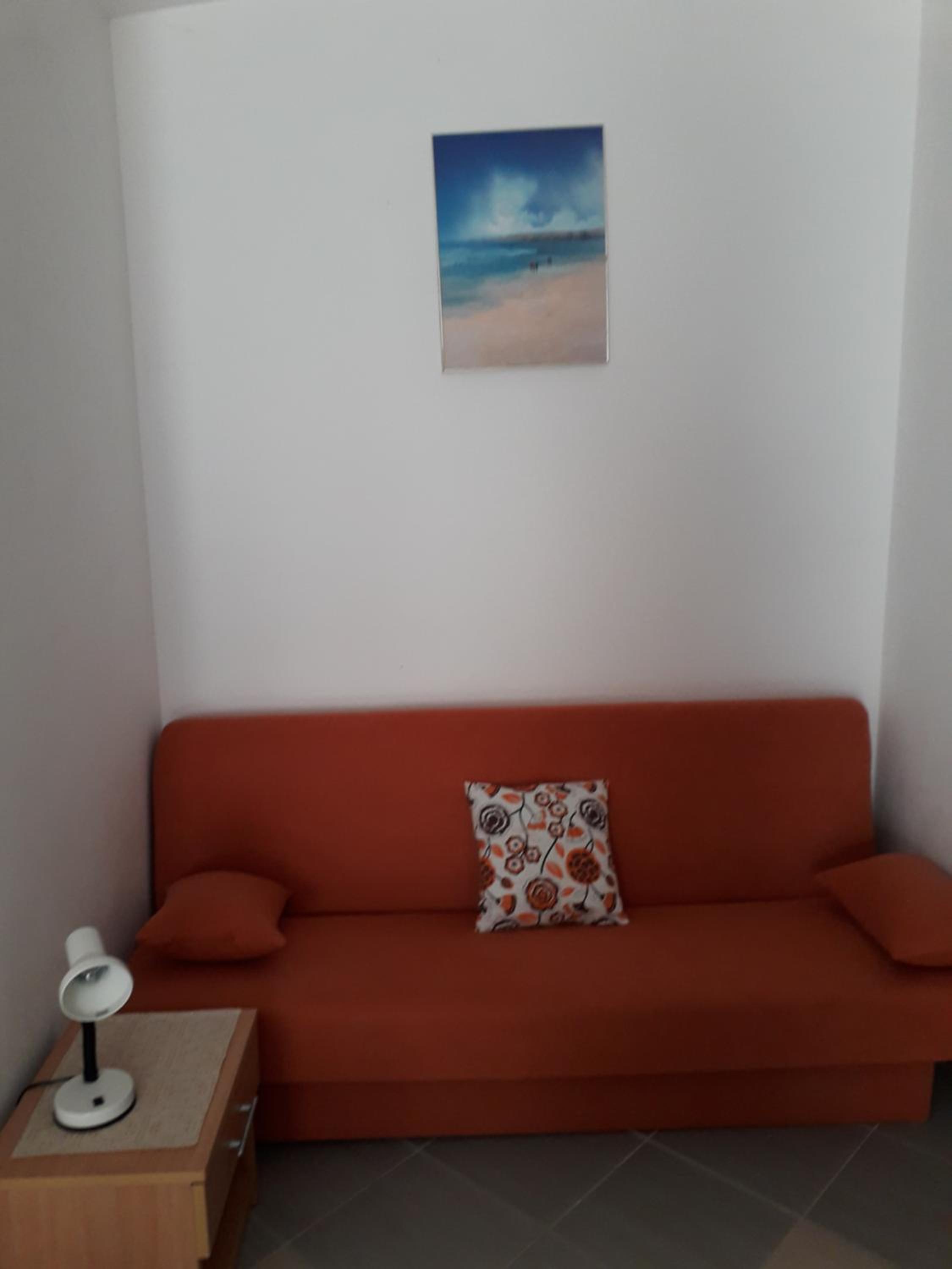 Studio Apartment - Photo 4
