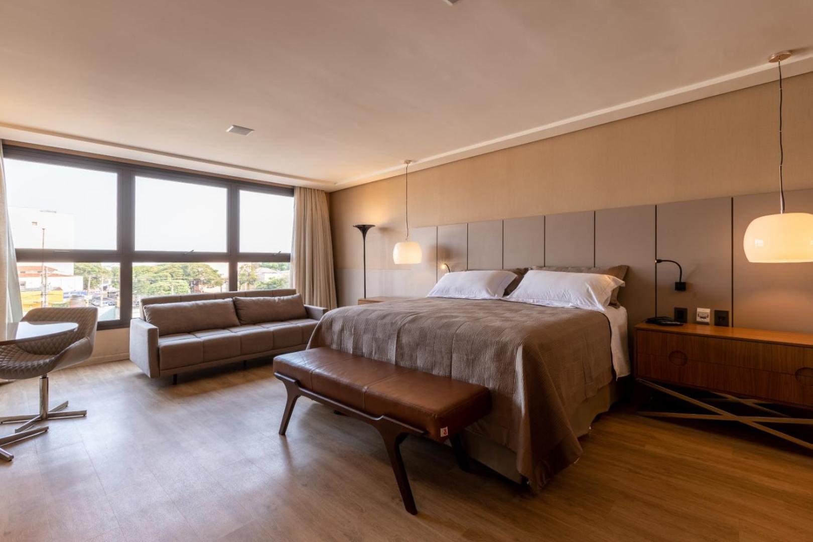 King Suite with Spa Bath photo 1