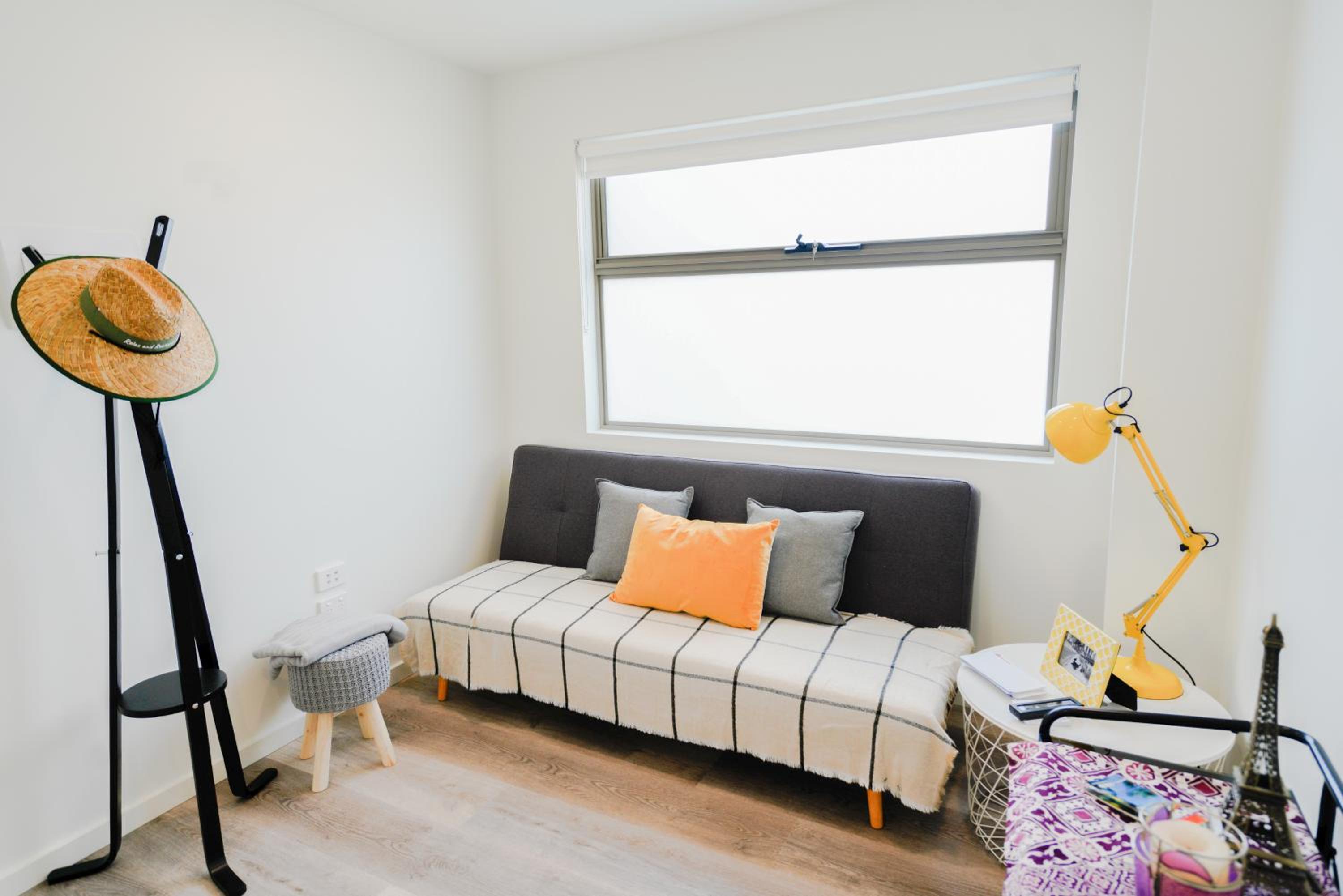 One-Bedroom Apartment - Photo 5