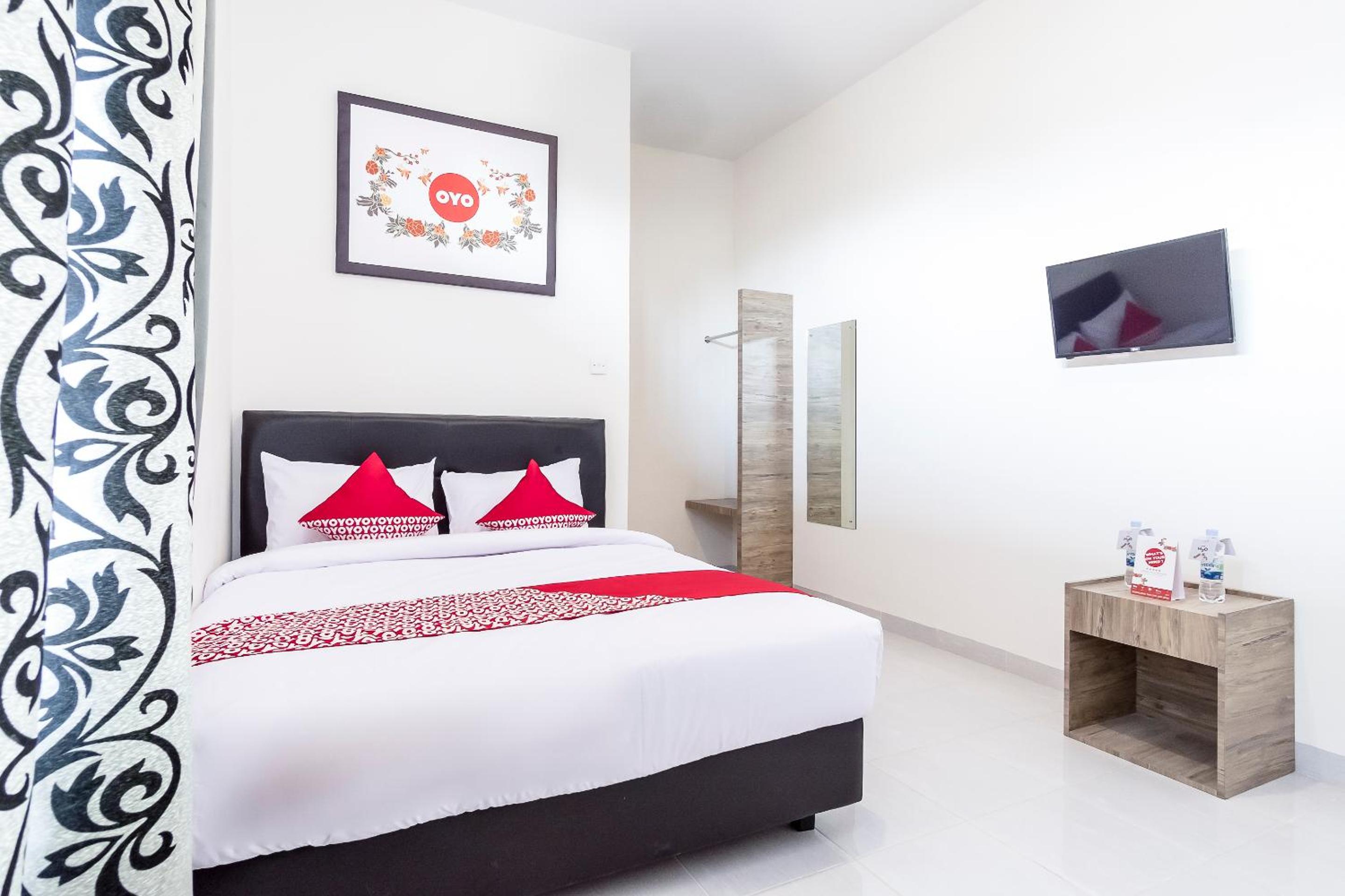 Deluxe Suite - Photo 1