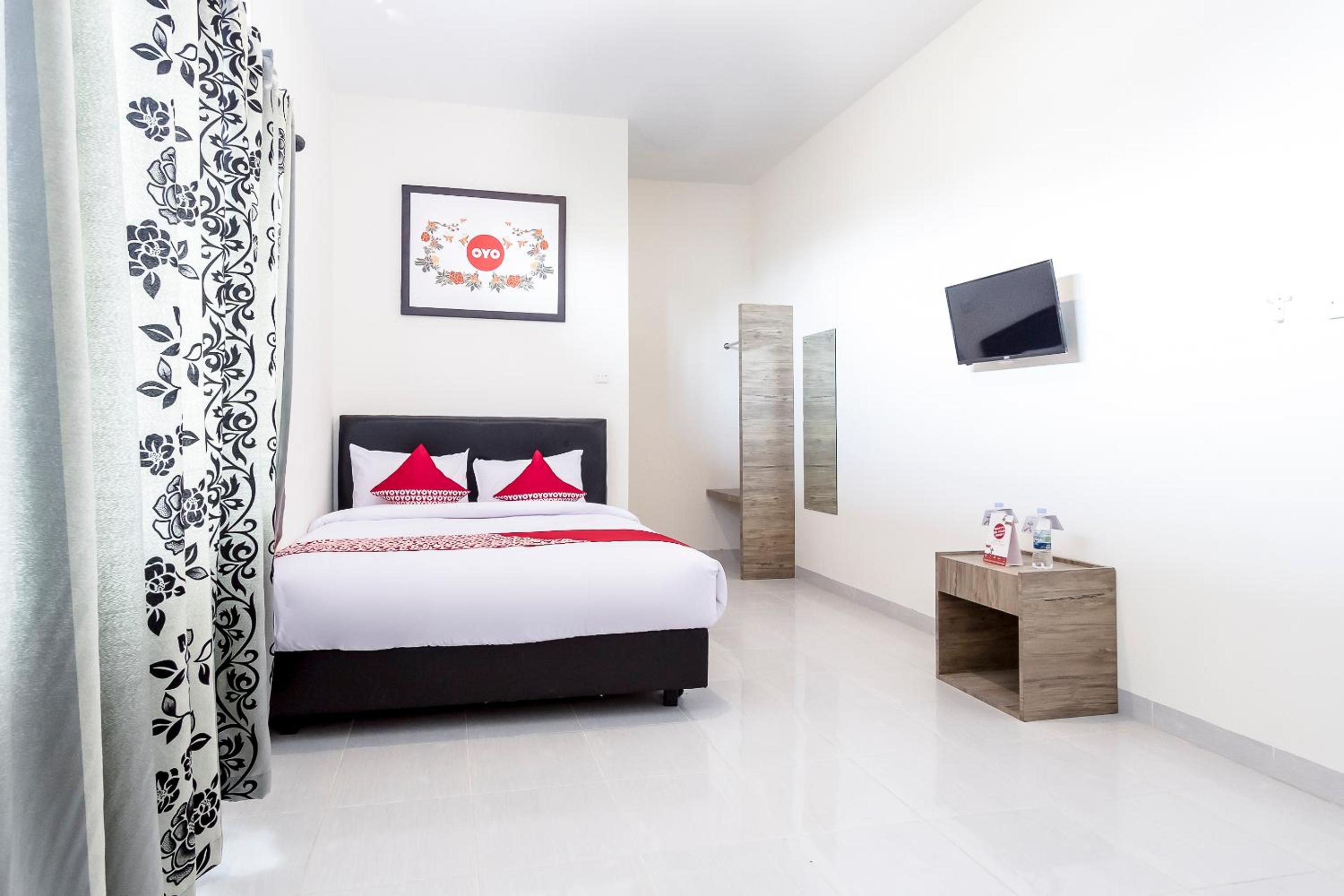 Deluxe Suite - Photo 6