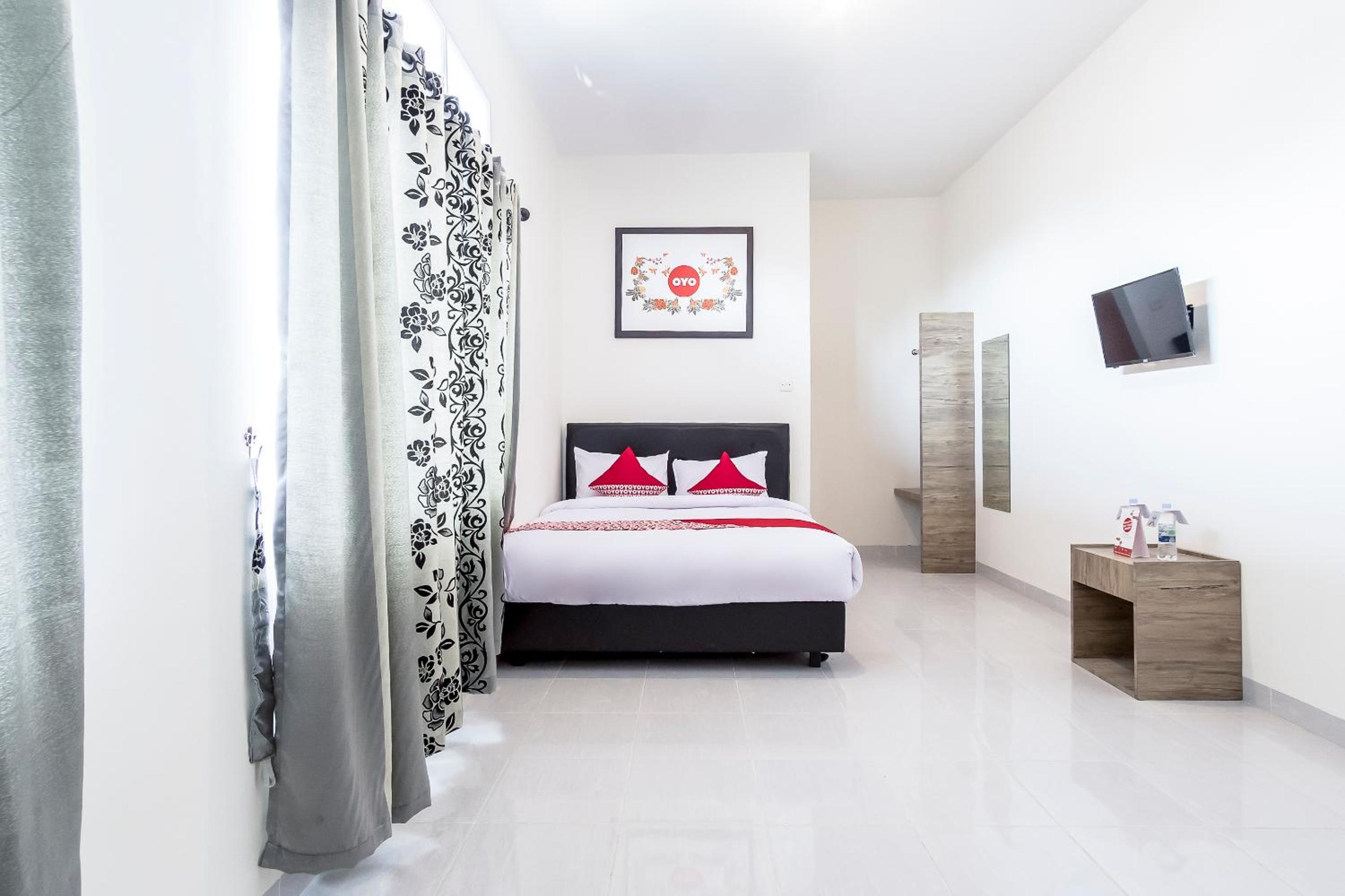 Deluxe Suite - Photo 14