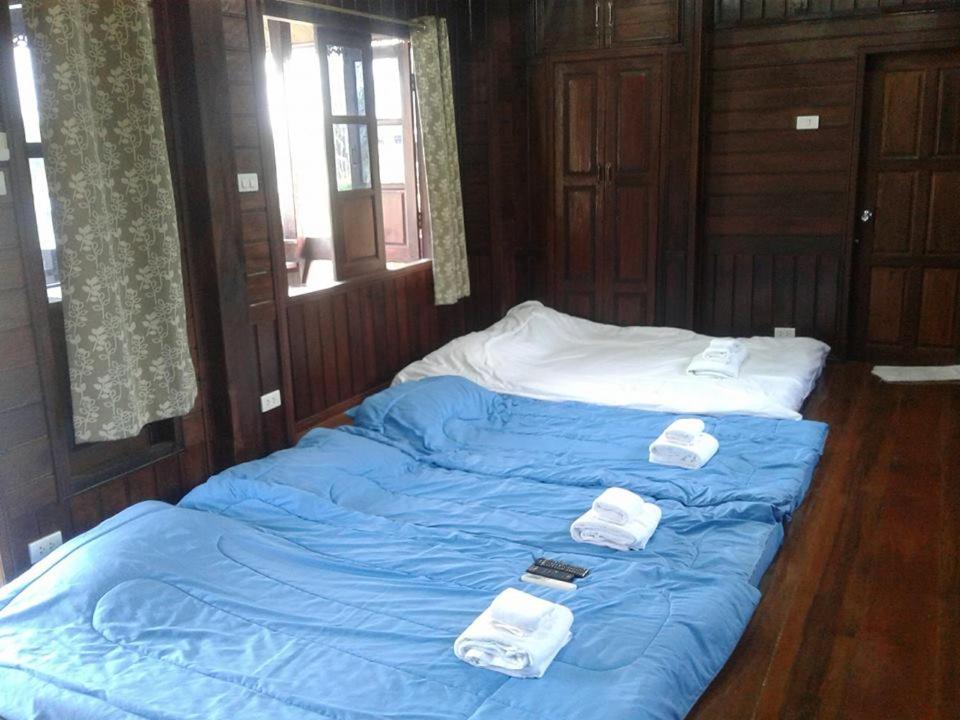 One-Bedroom House photo 1