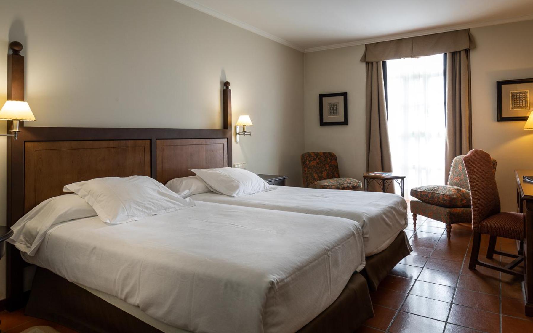 Standard Double Room - Photo 1