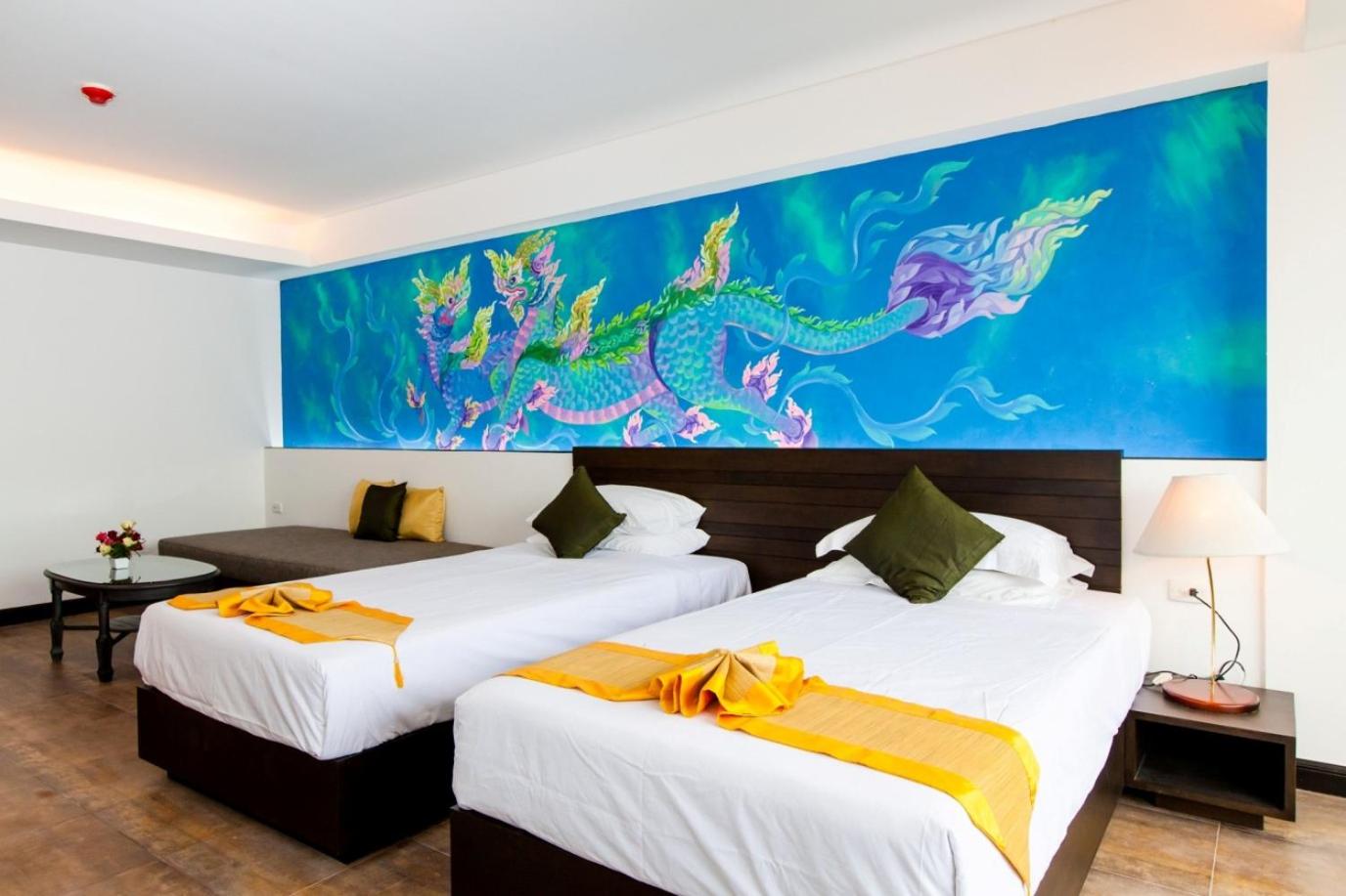 Deluxe Double or Twin Room photo 2