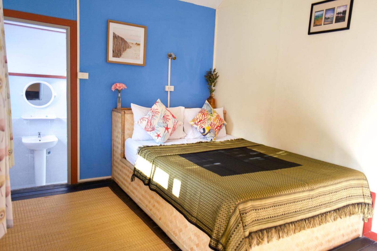 Bungalow With Air Conditioning - Double Bed