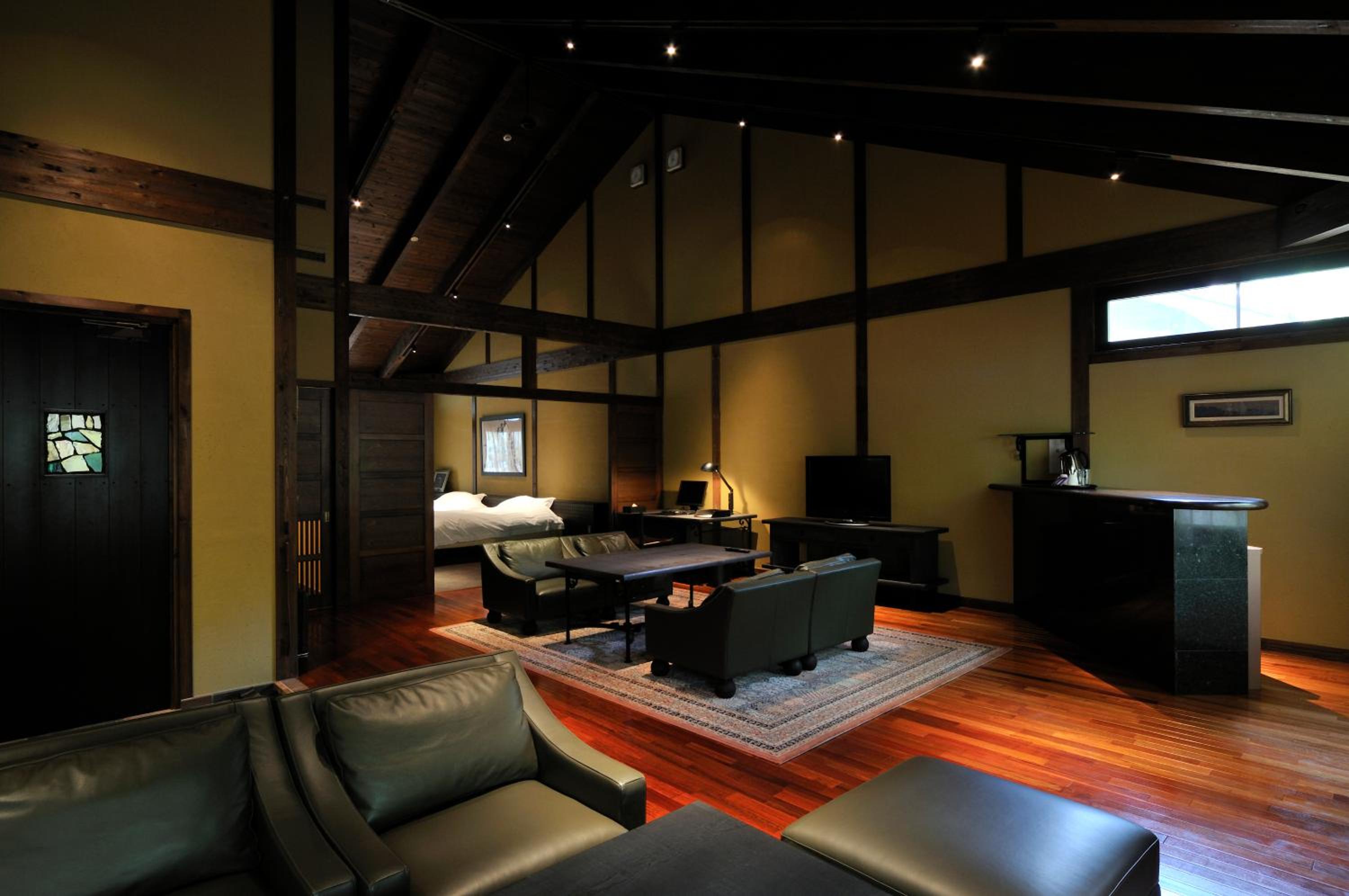 Villa (2 Adults)