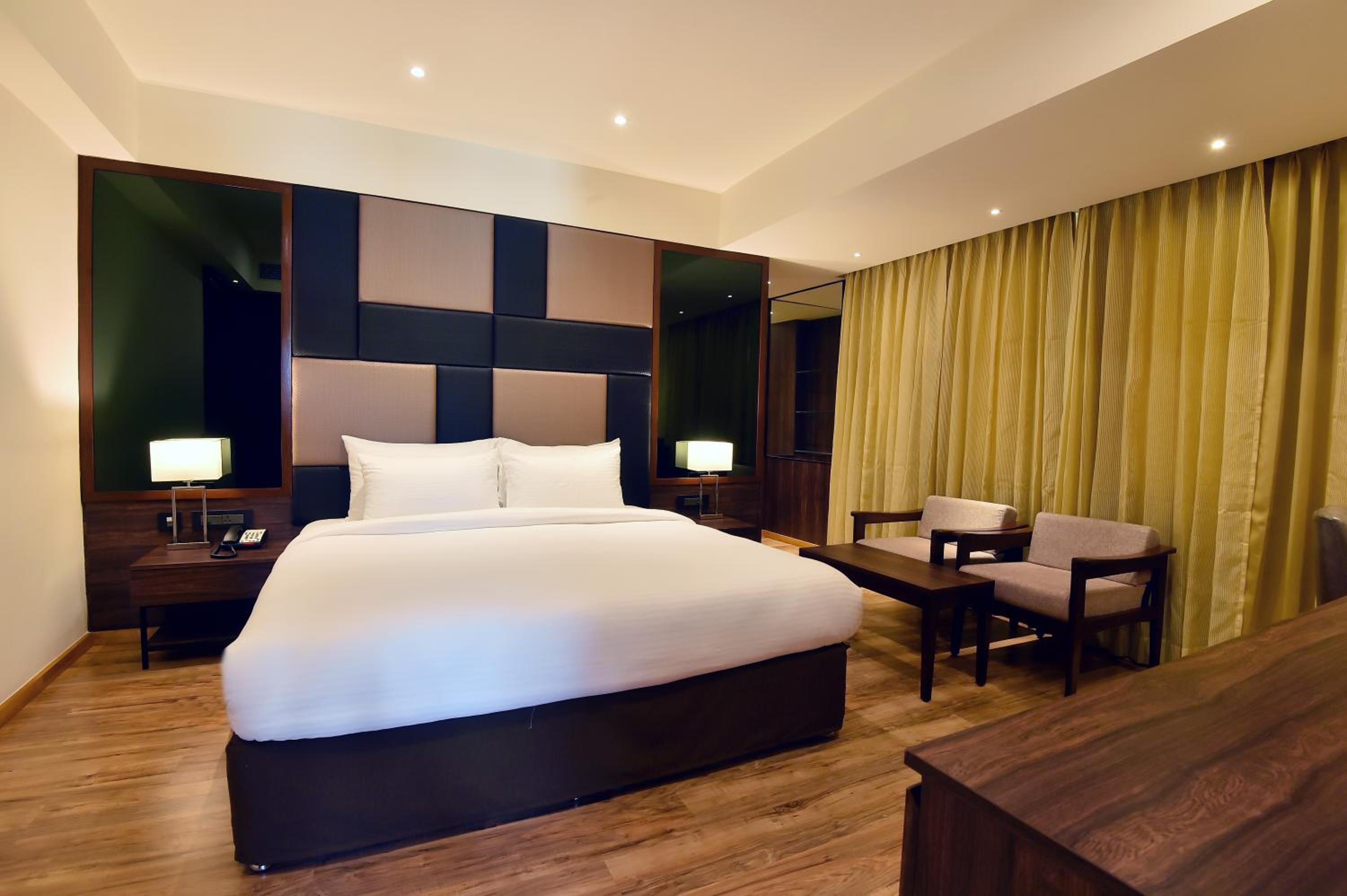 Club Room (Pay 1500 INR plus tax for Extra person or child above 7 years at the property) - Photo 3