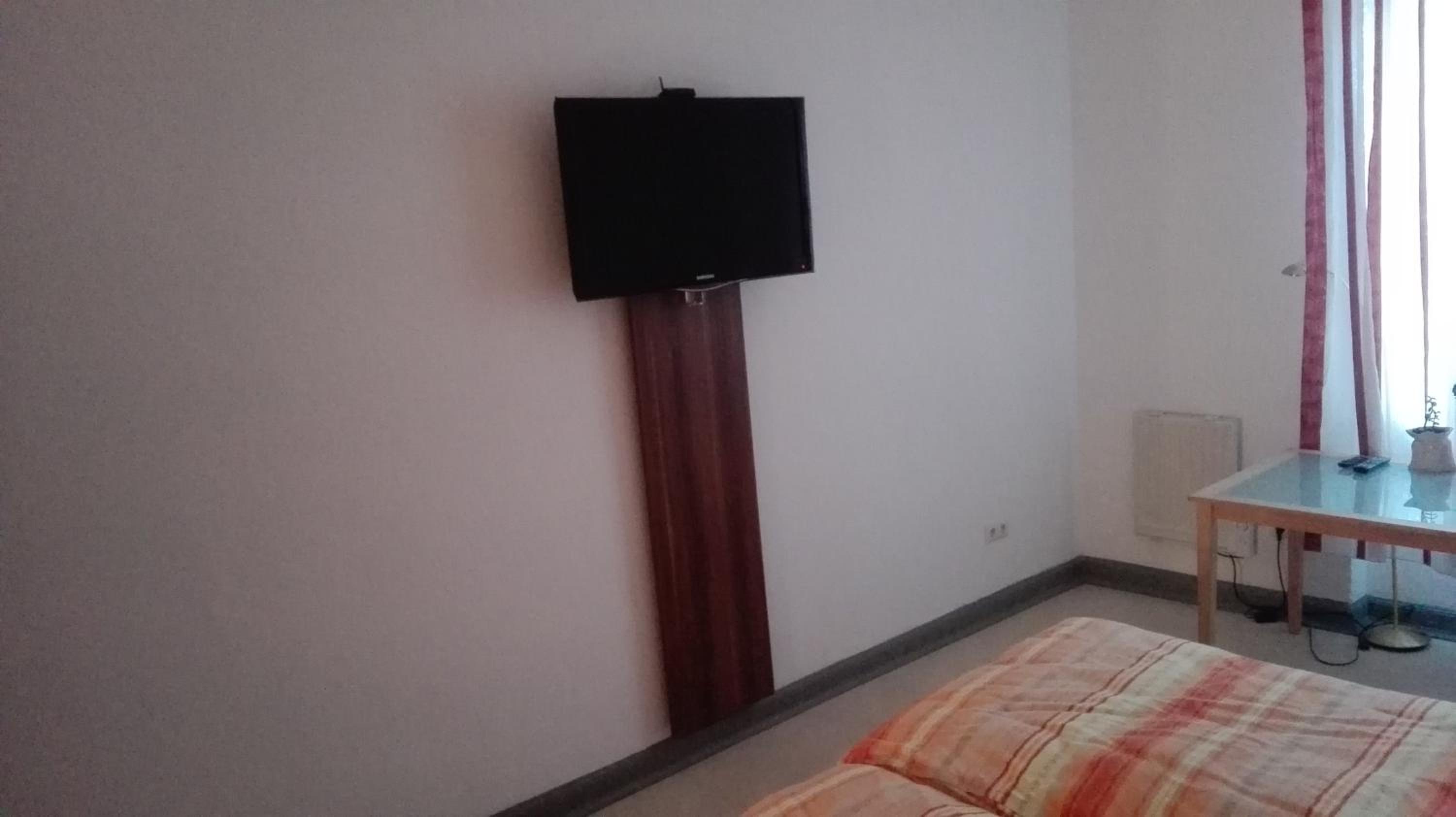 One-Bedroom Apartment photo 3