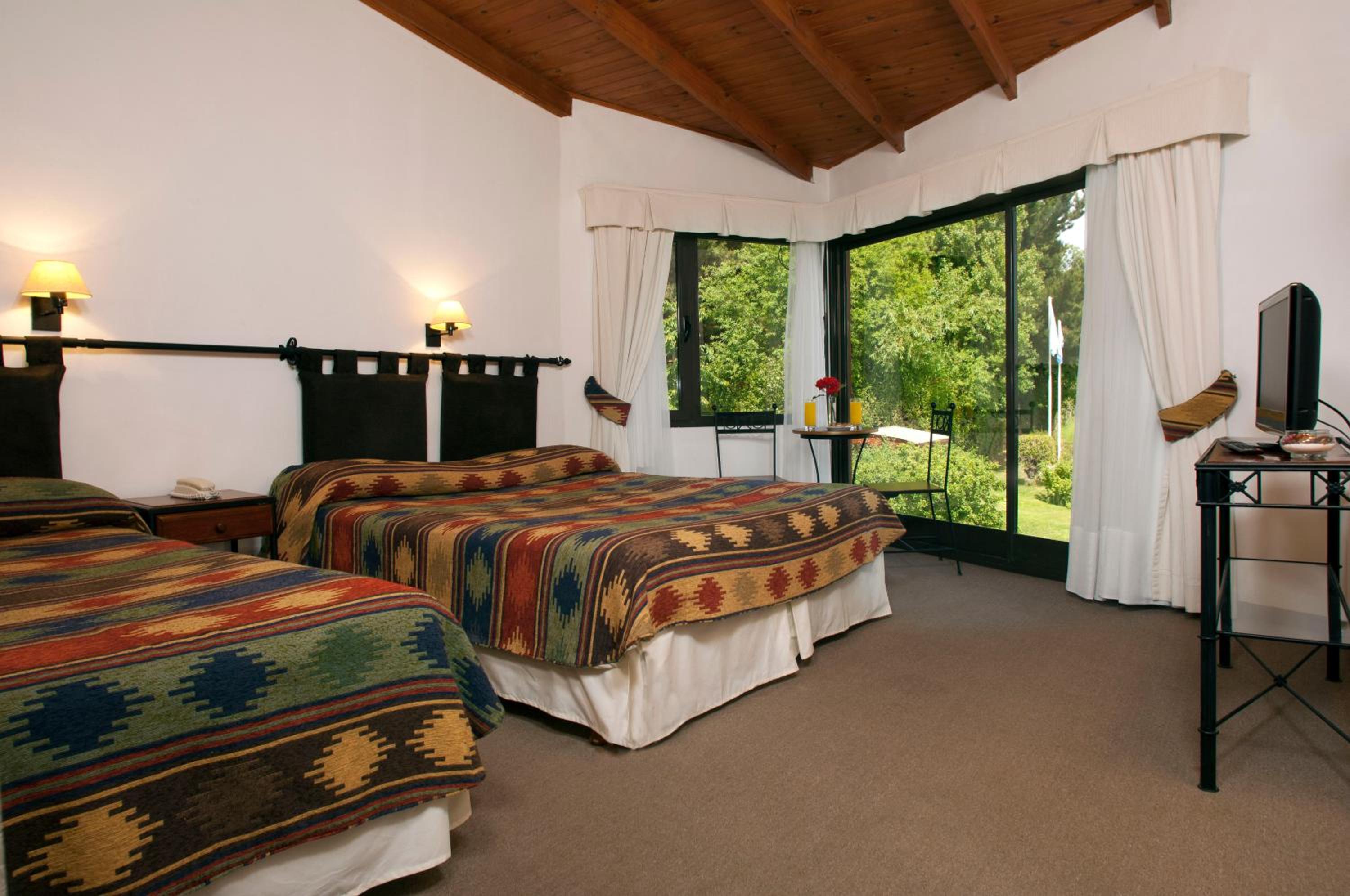 Double or Twin Room photo 3