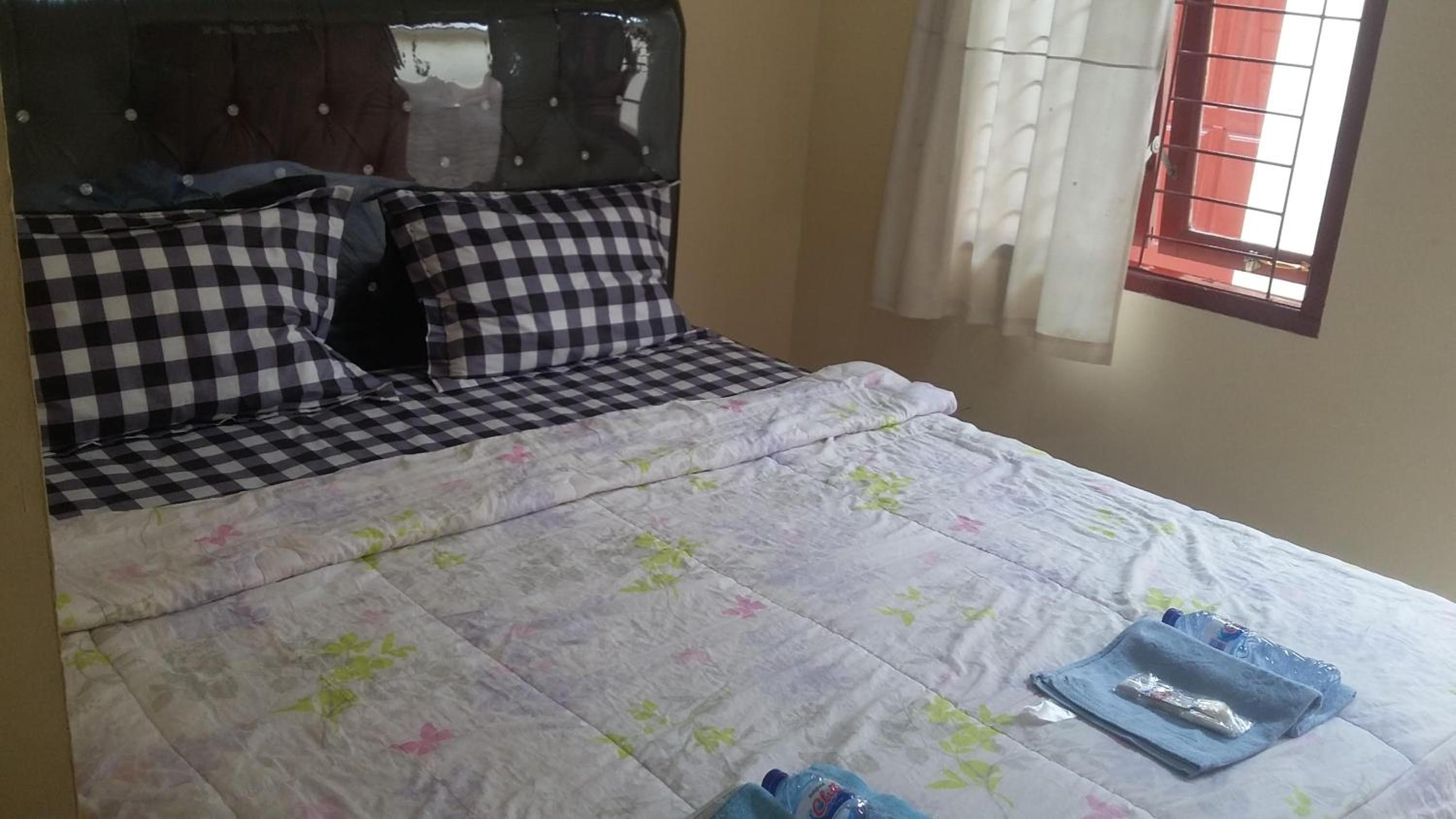 Standard Double Room - Photo 1