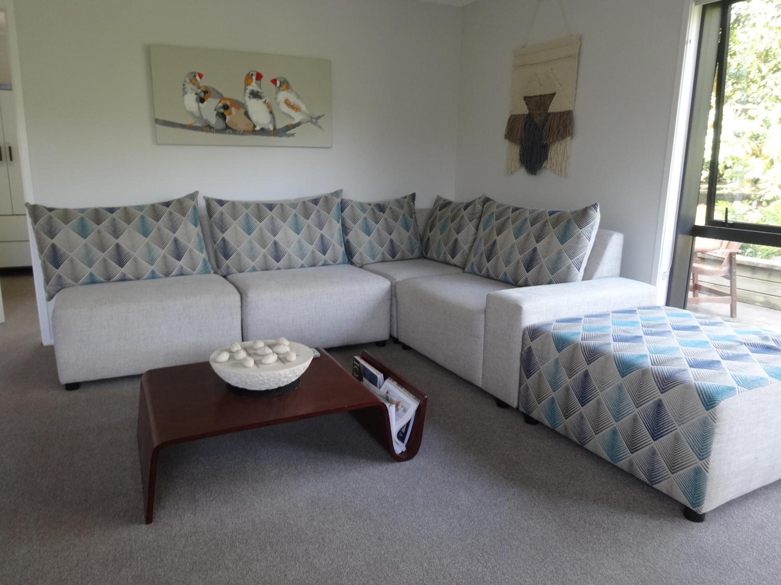 Family Bungalow - Photo 2