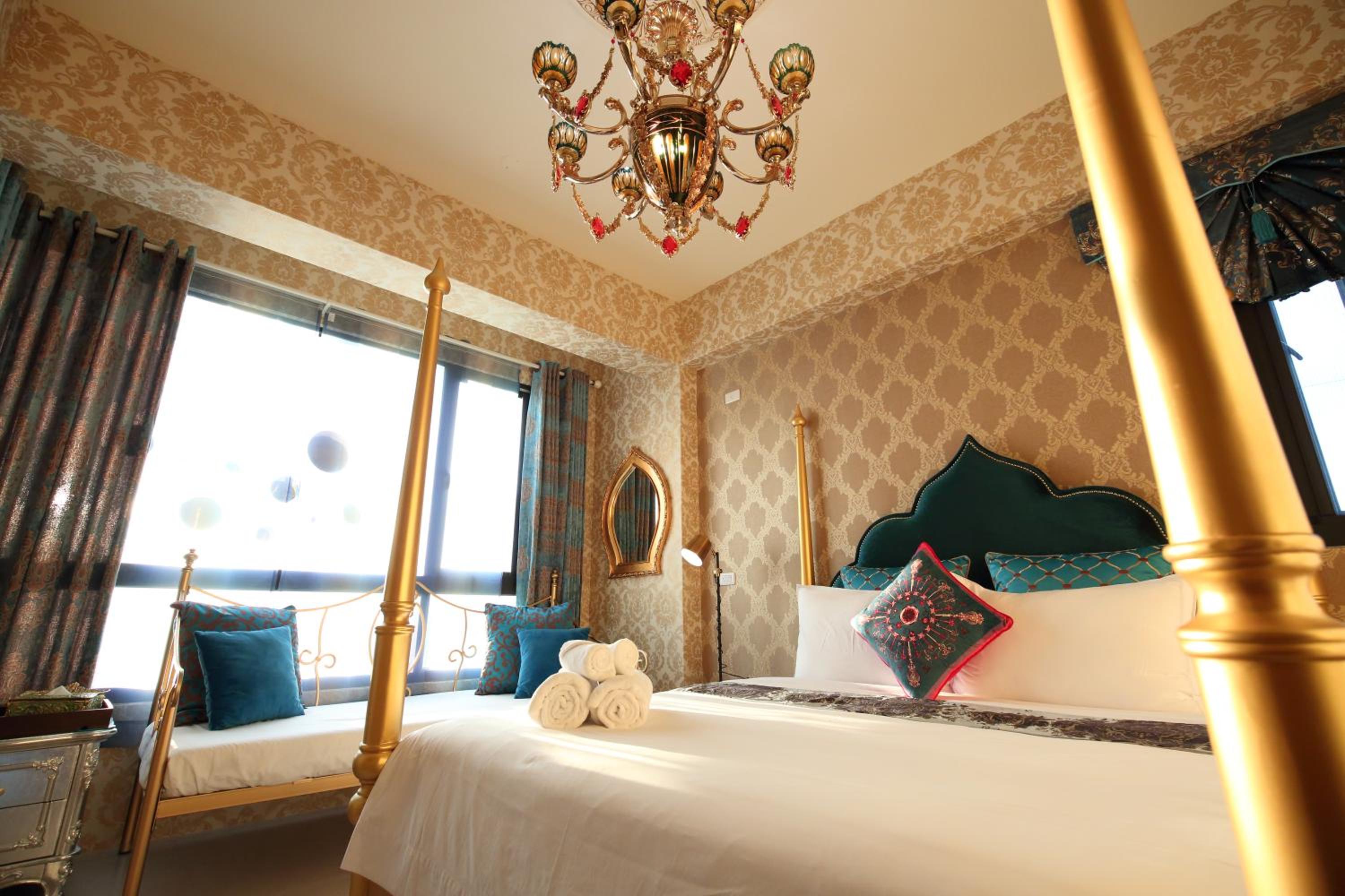 Queen Room - Photo 14