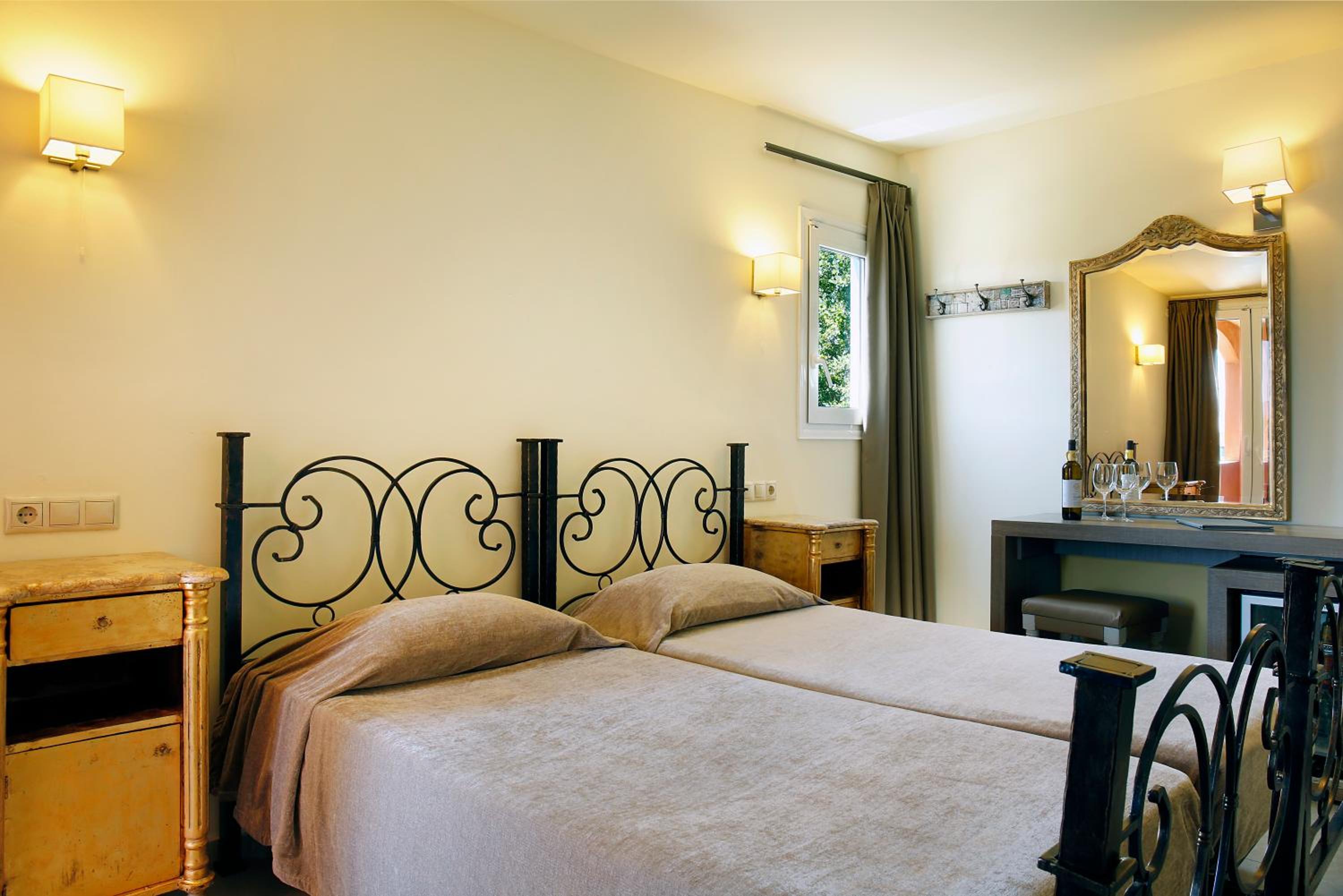 Double Room with Mountain View