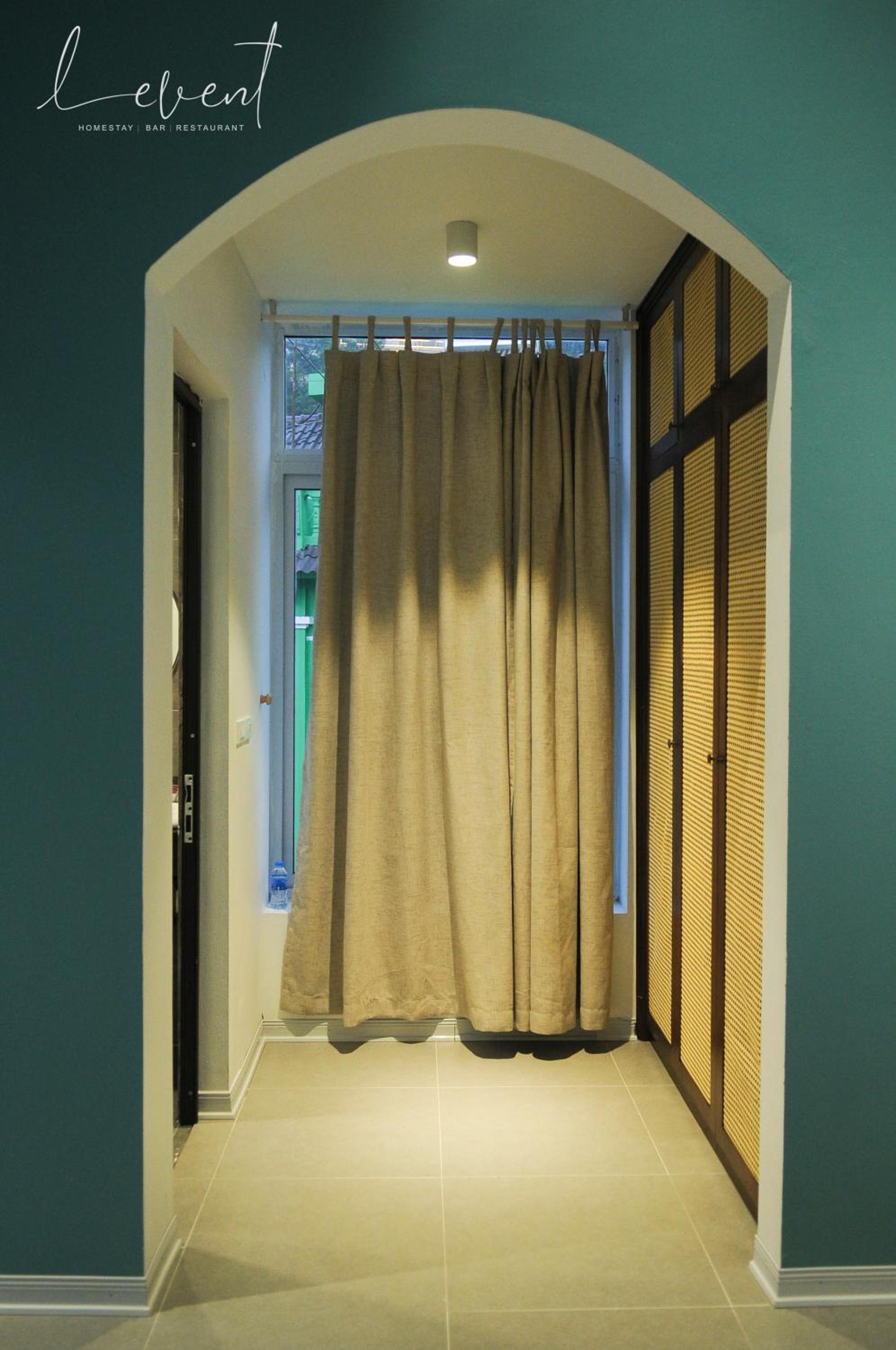 Deluxe Room (2 Adults + 1 Child) photo 2