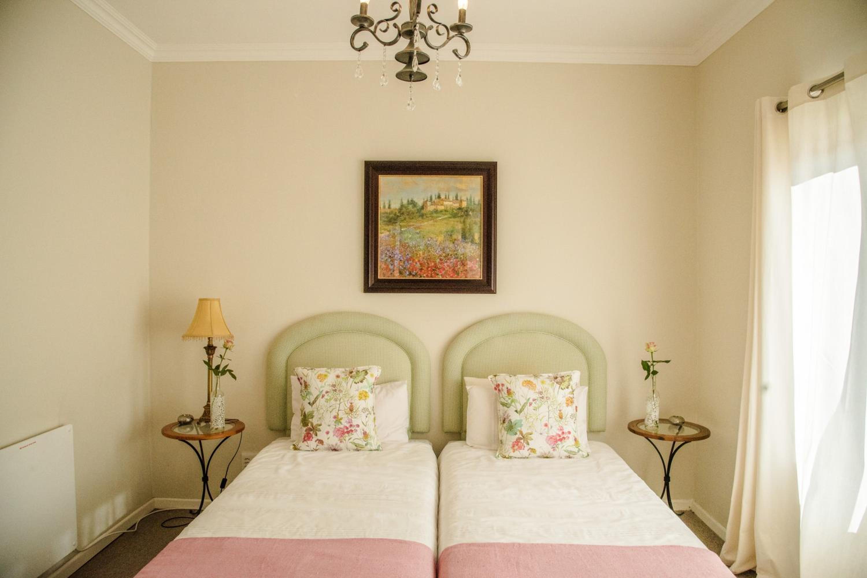 Two-Bedroom Townhouse photo 1