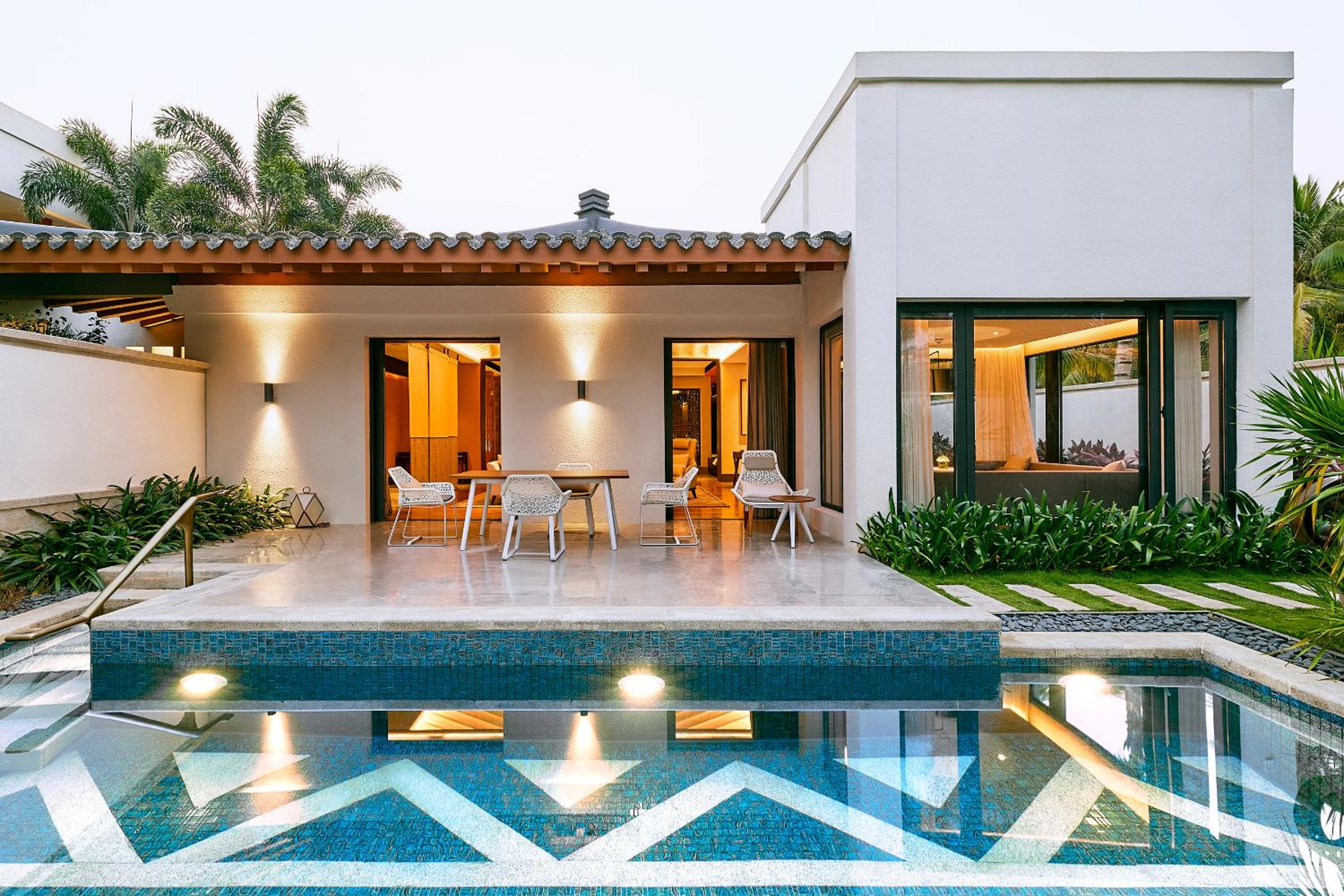 1-Bedroom Pool Villa ( Comlimentary round trip transfer service from Sanya Airport + mini bar) photo 2