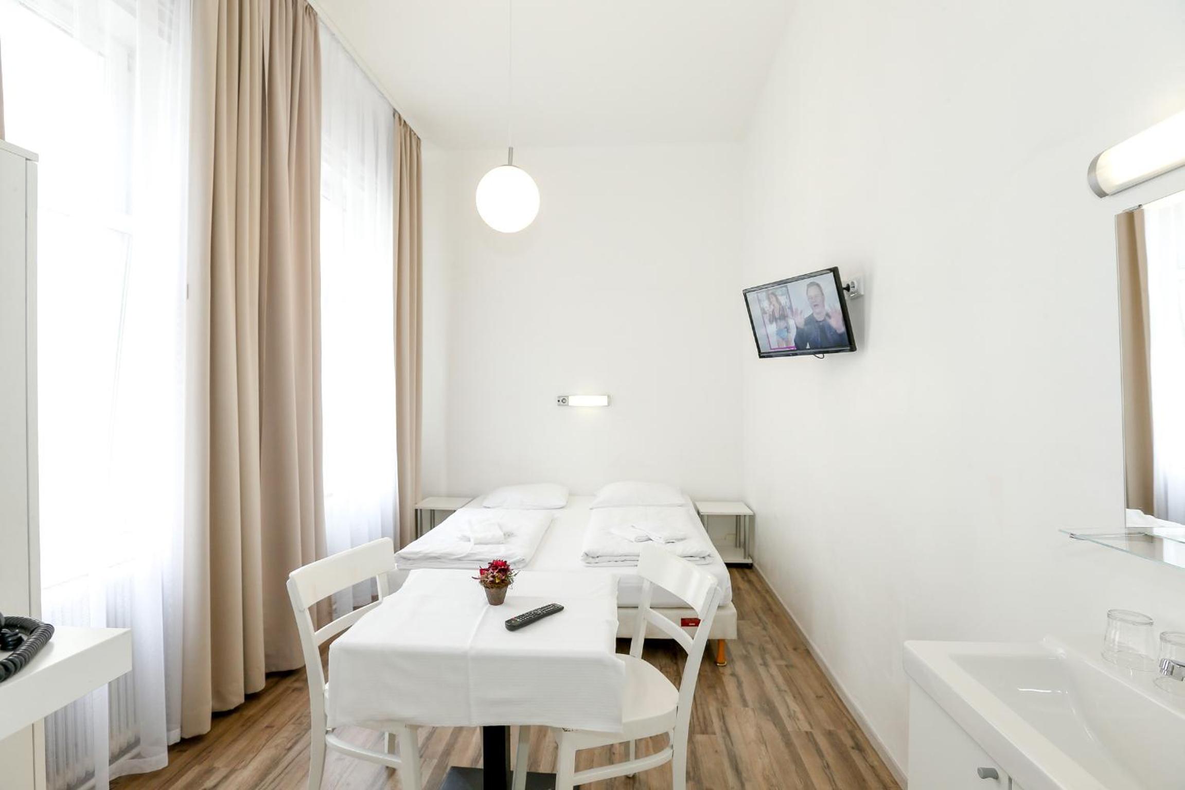 Double Room with Shared Bathroom