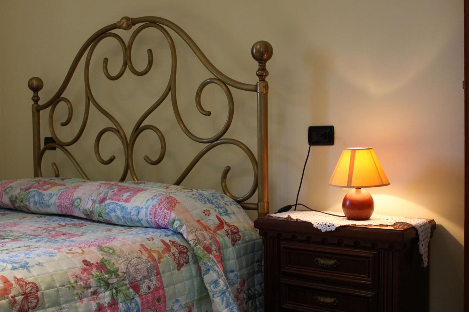 Double Room - Photo 5