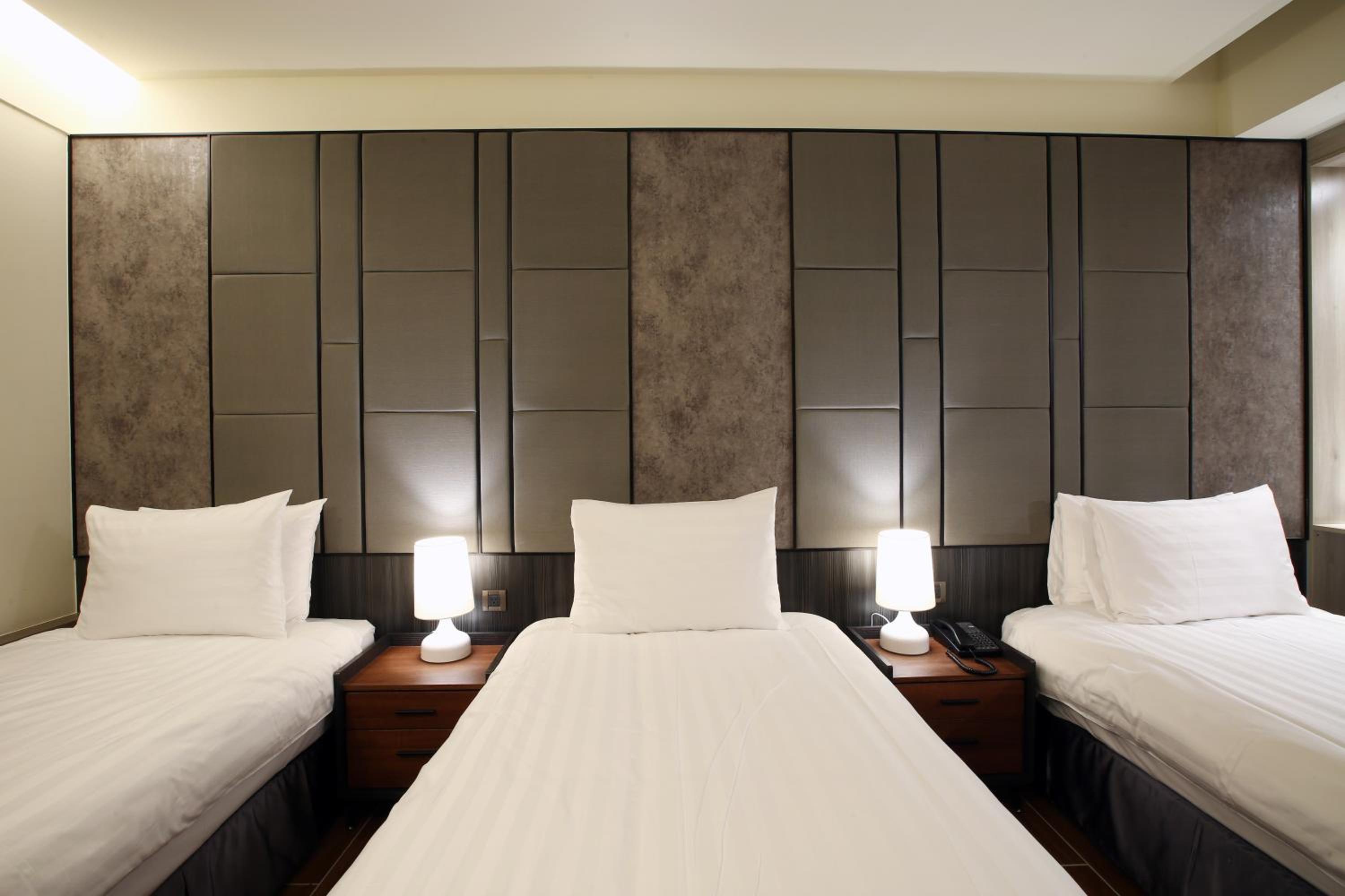 Classic Triple Room photo 2
