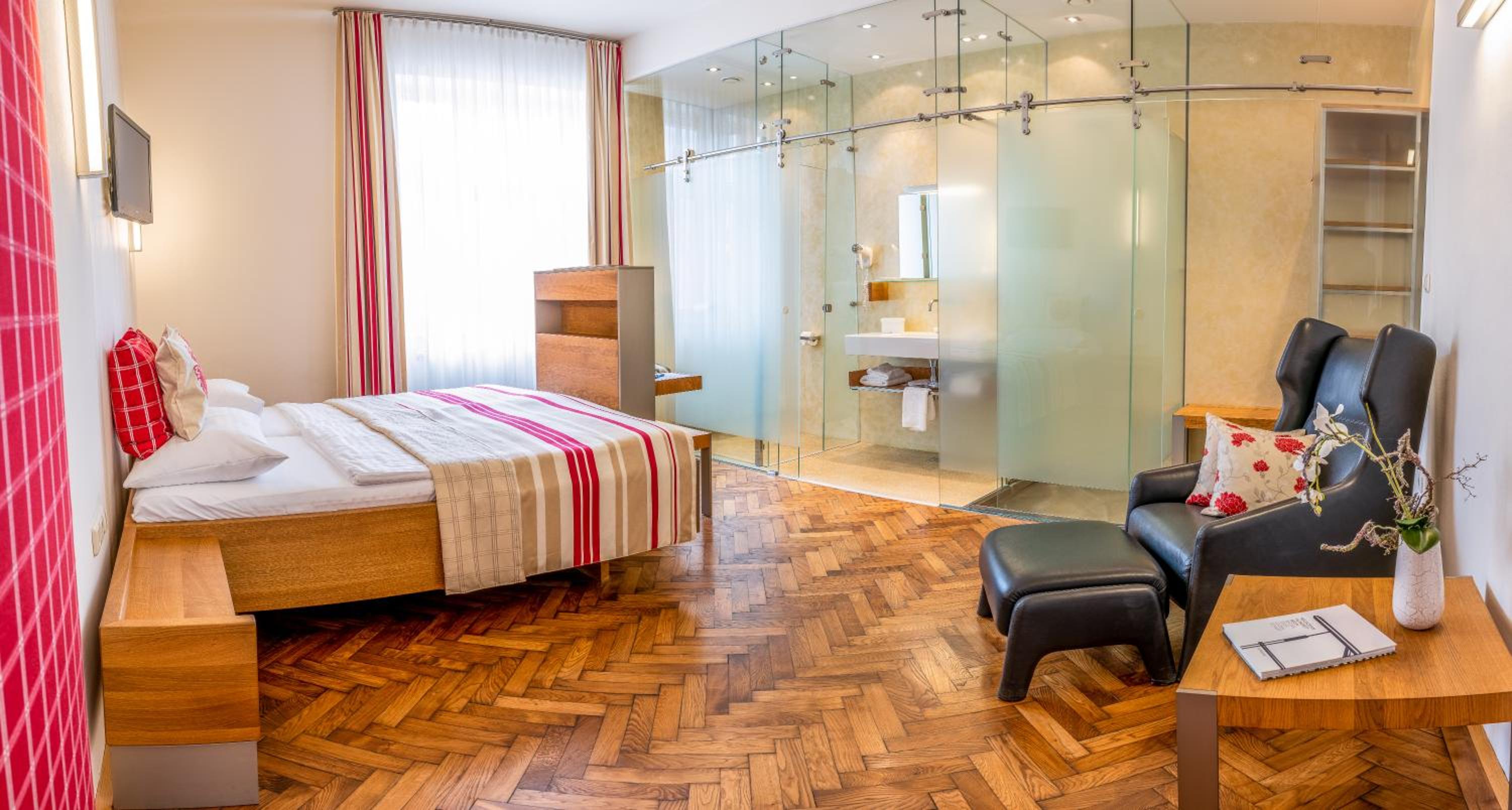 Double Room - Photo 2