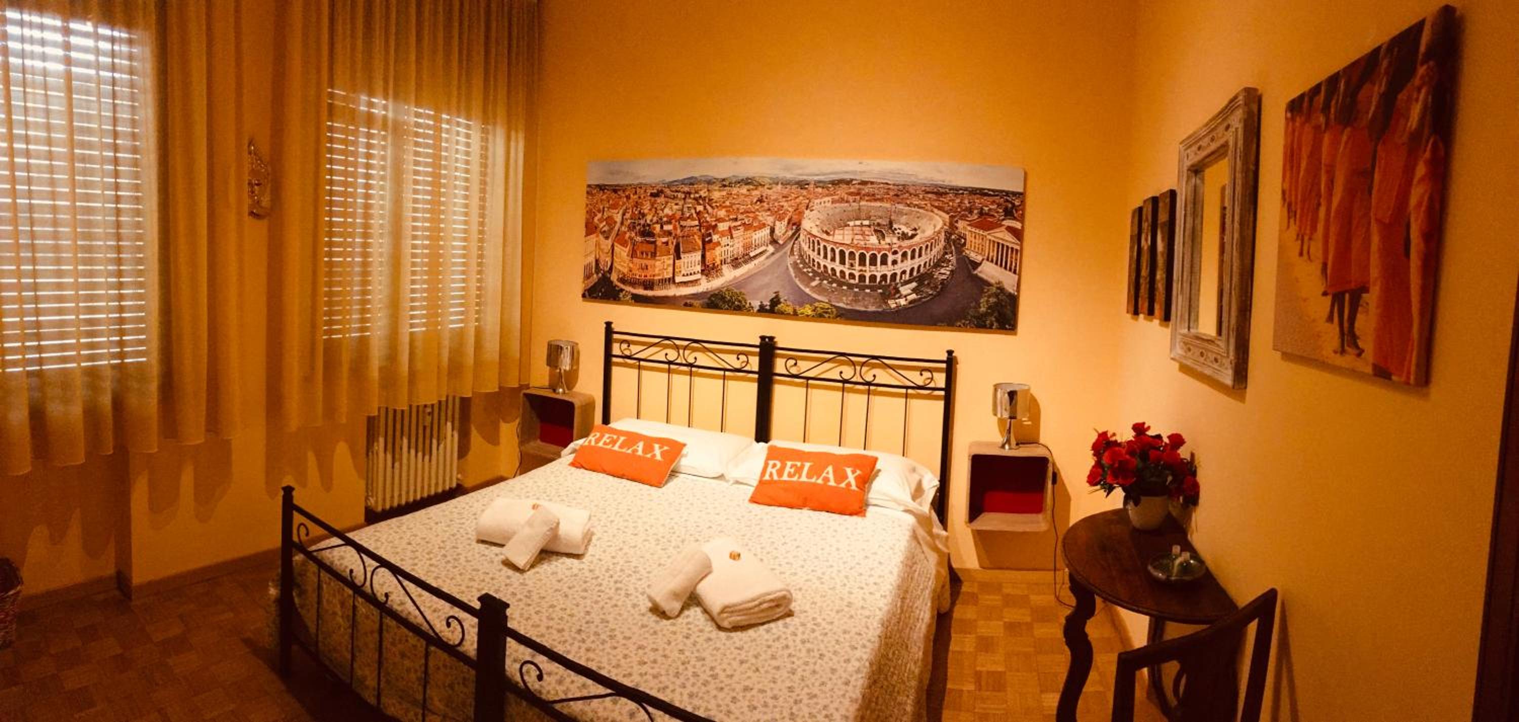 Standard Double Room with Shared Bathroom