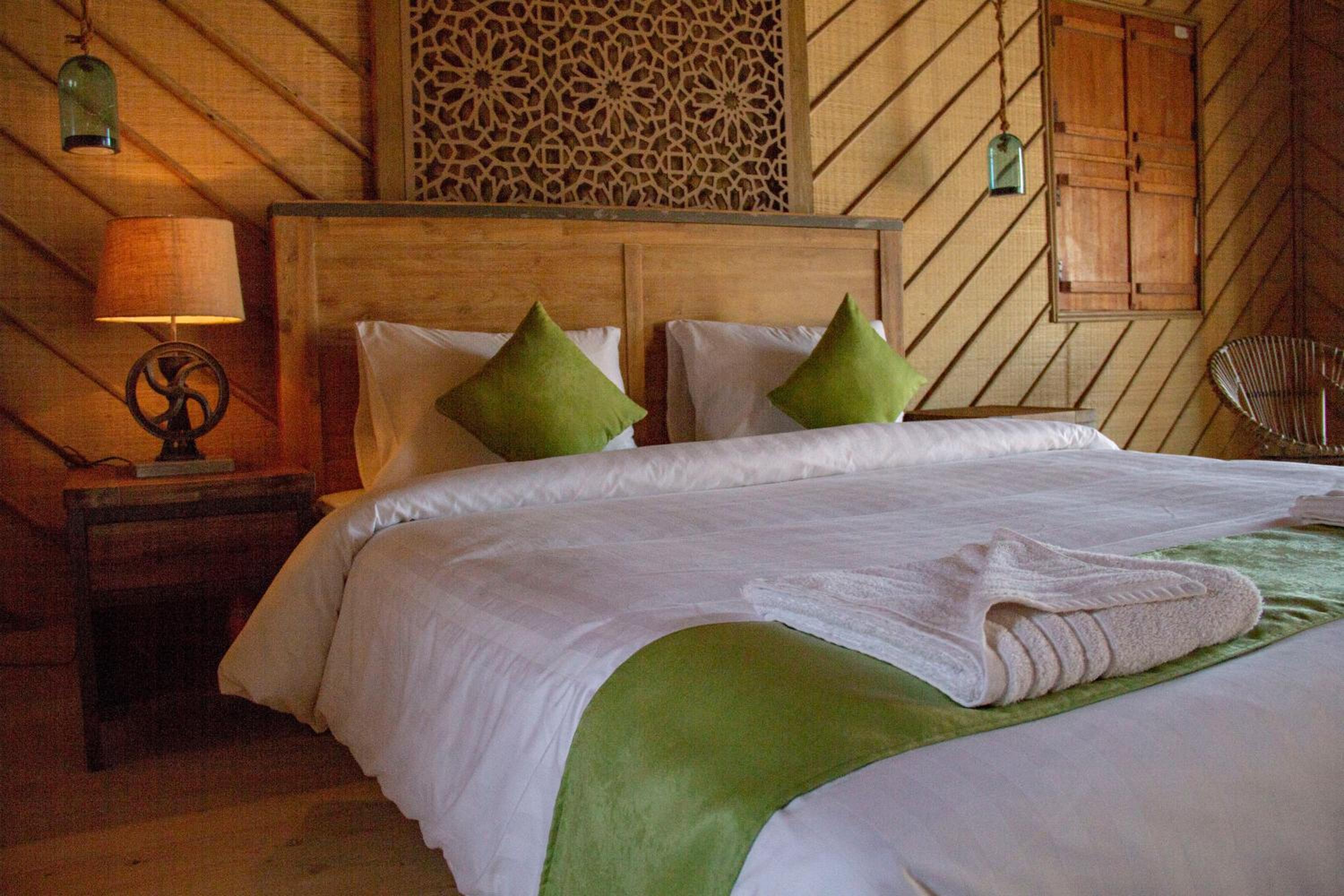 Deluxe Bungalow - Photo 10