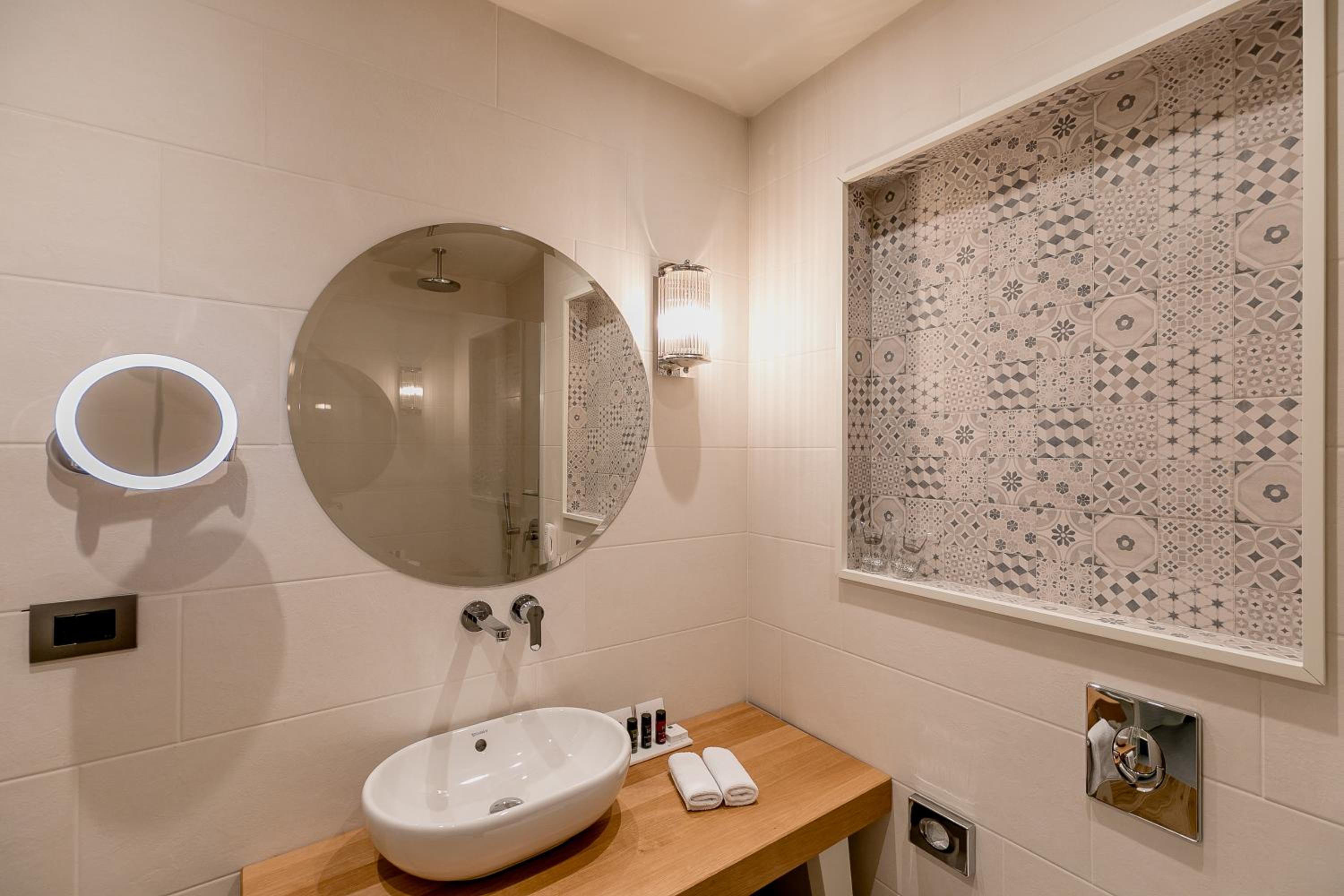 Double Room with Sea View - Photo 6