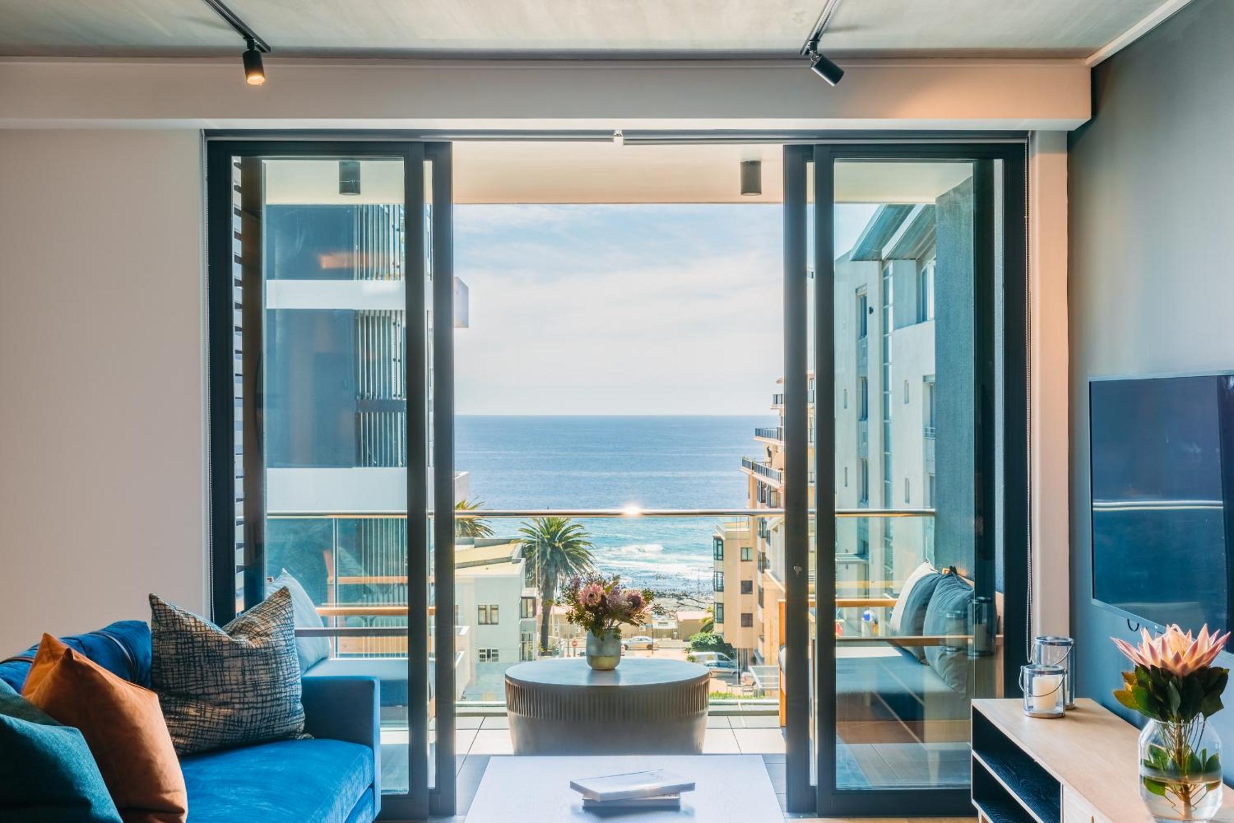 Two Bedroom Sea View photo 2