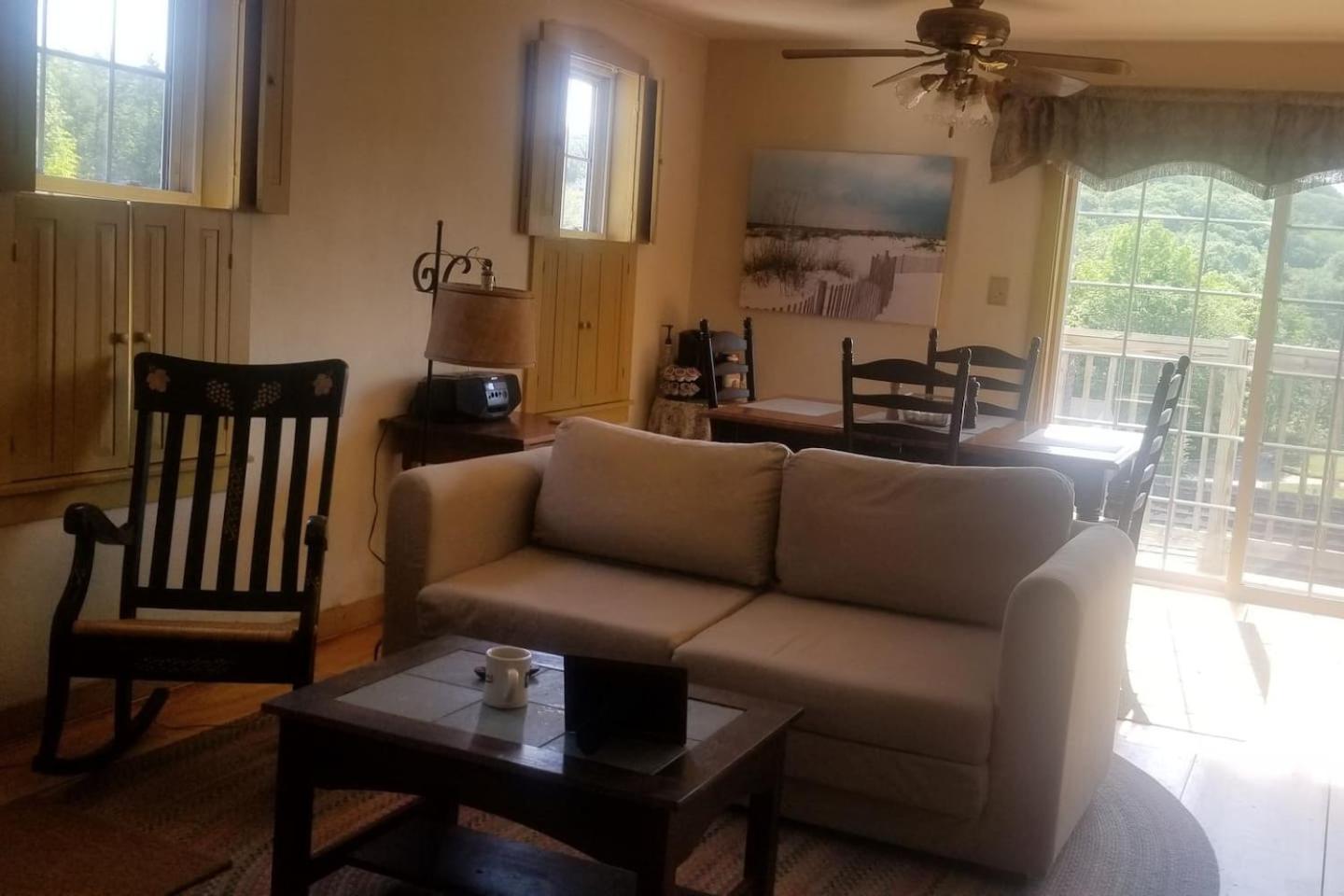 Three-Bedroom Apartment - Photo 26