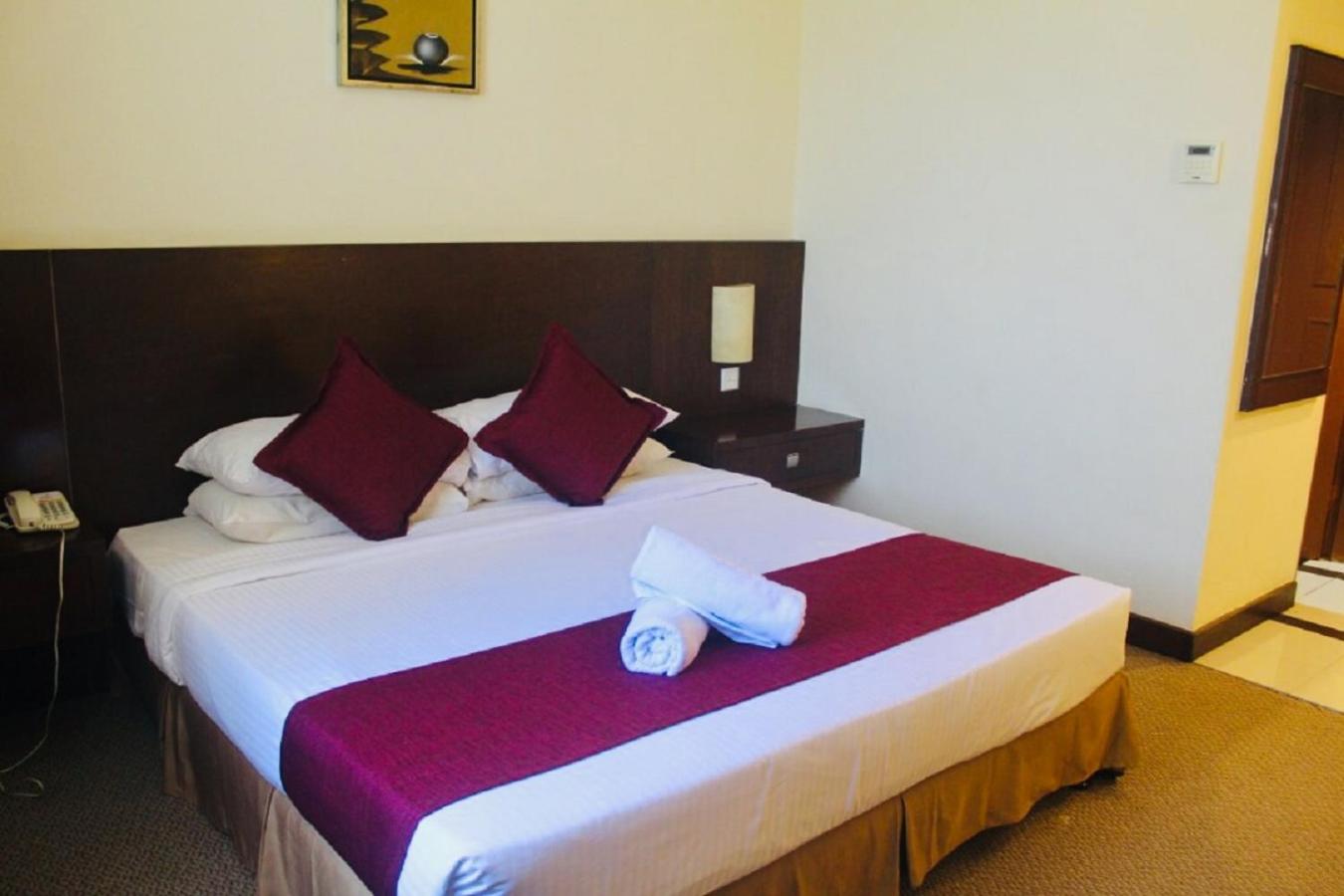 Superior King Room