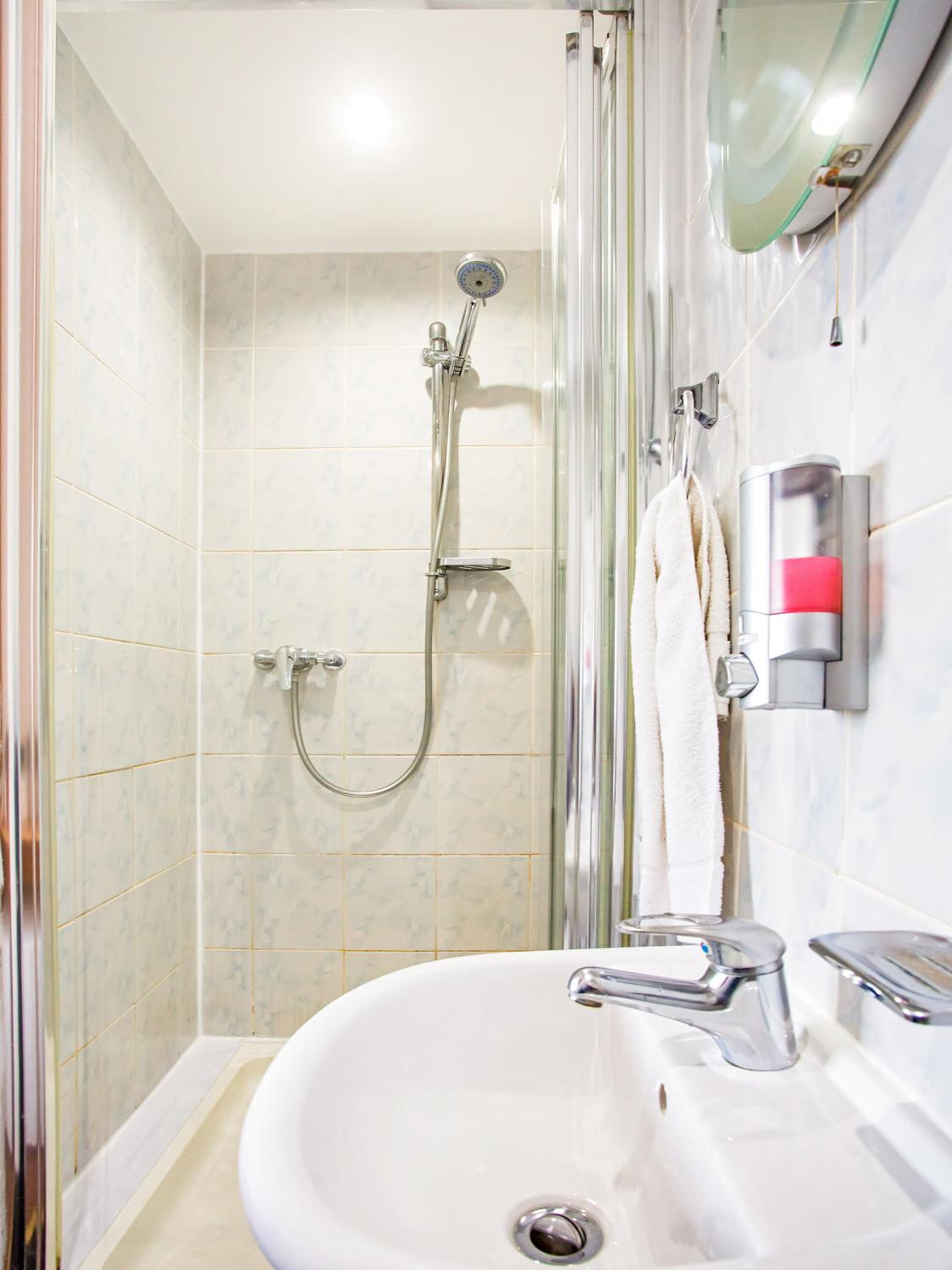 Standard Single Room photo 3