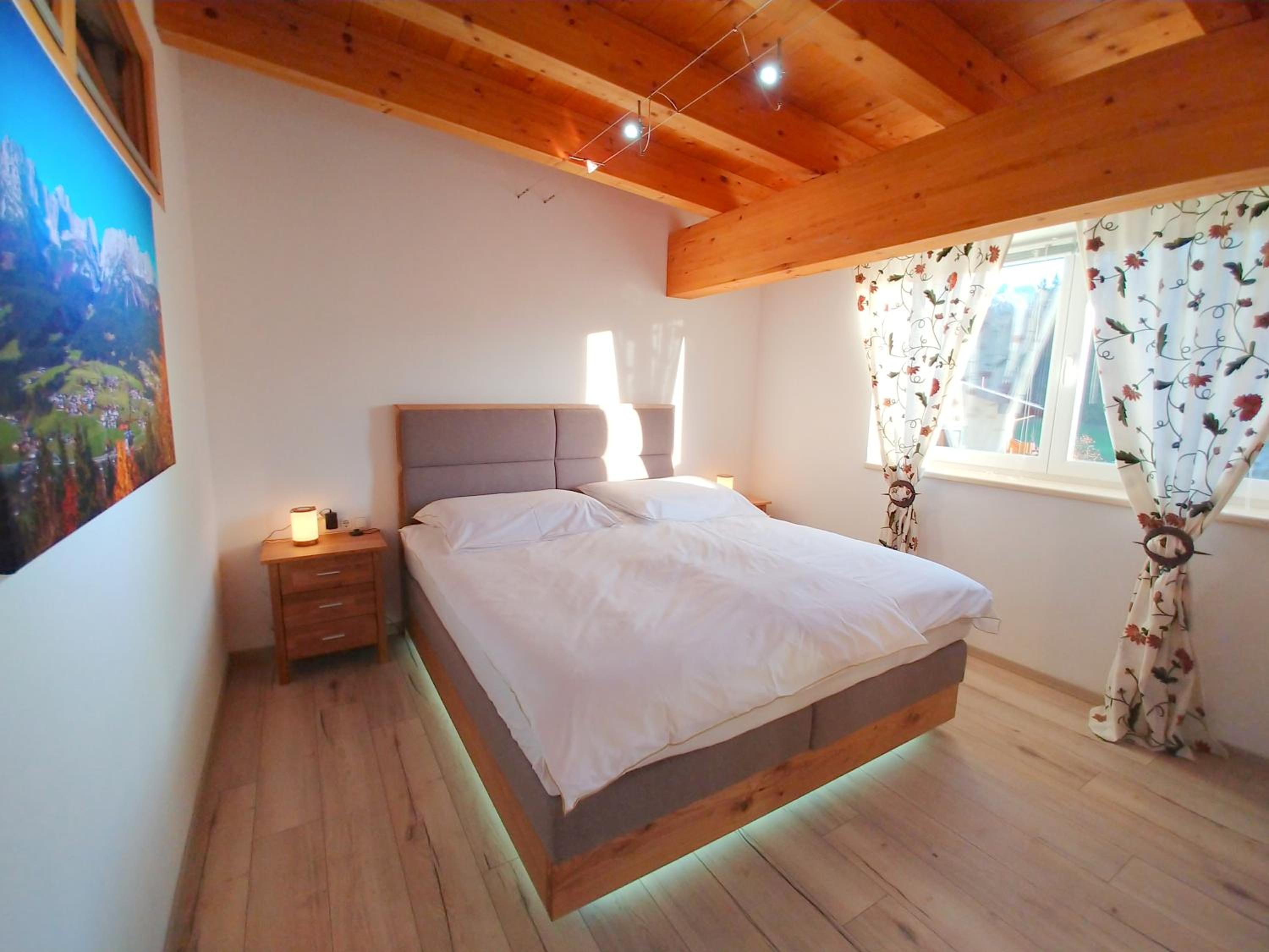 Apartment with Pool Access (Top 1)  photo 1