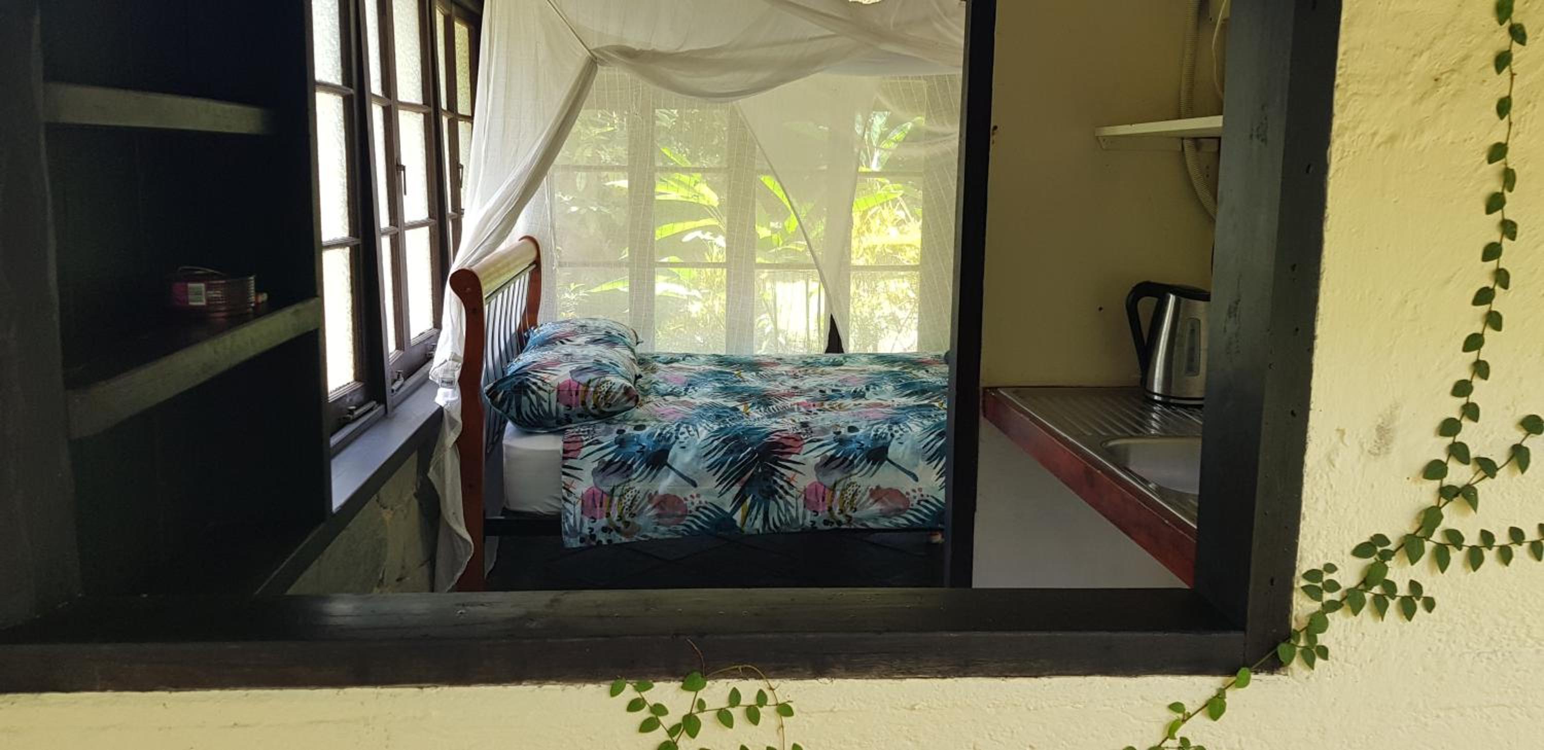 One-Bedroom House photo 1