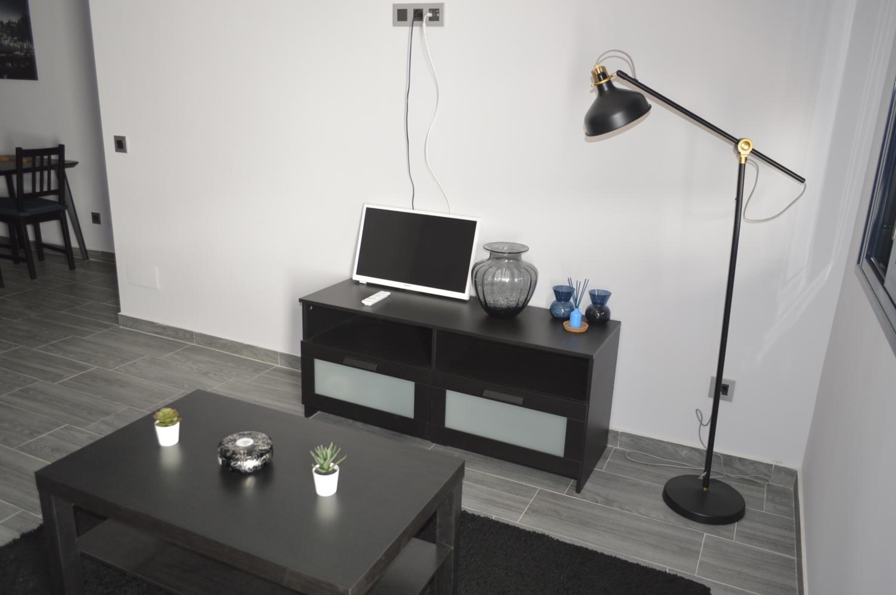 Two-Bedroom Apartment - Photo 7