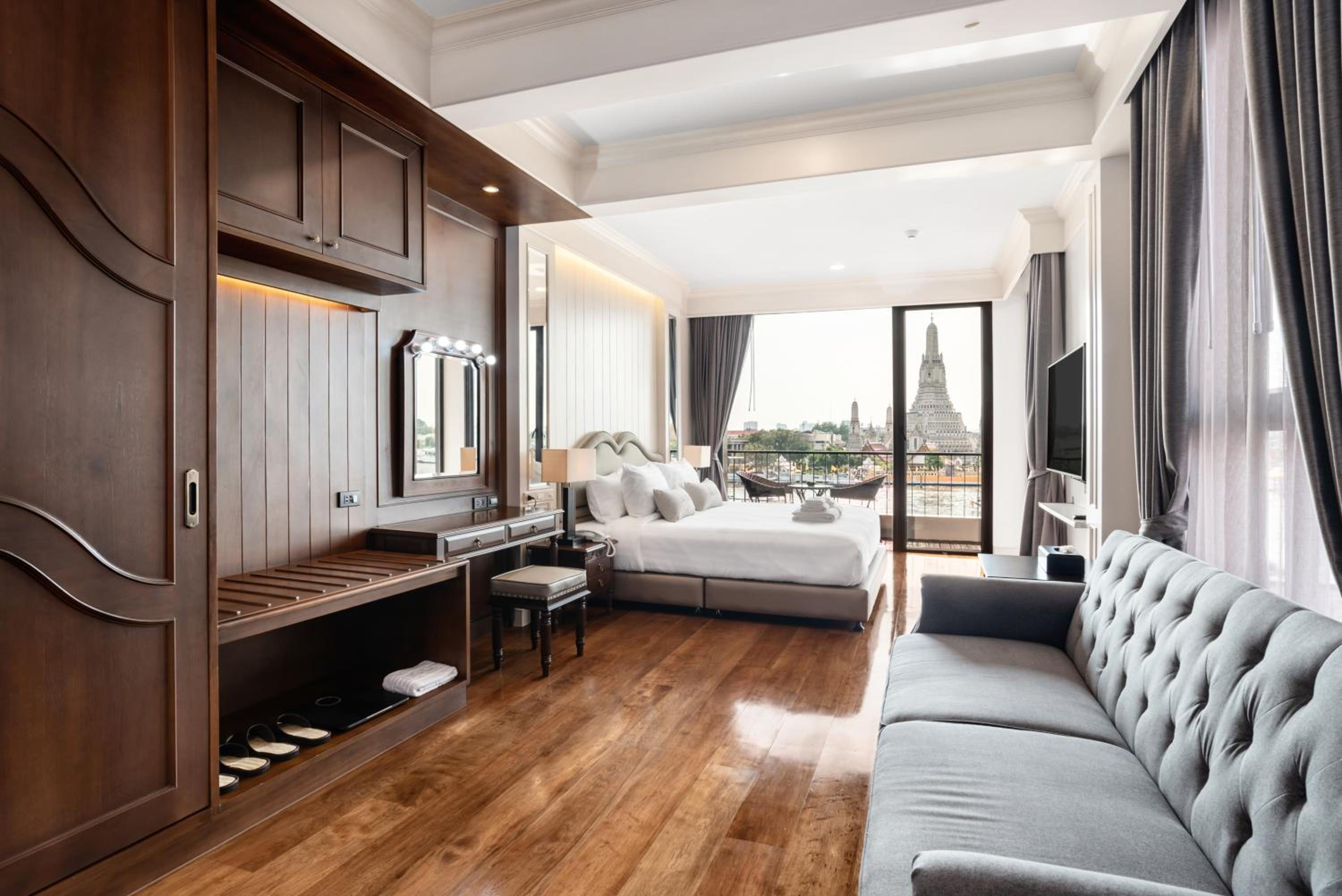 Executive Suite photo 2