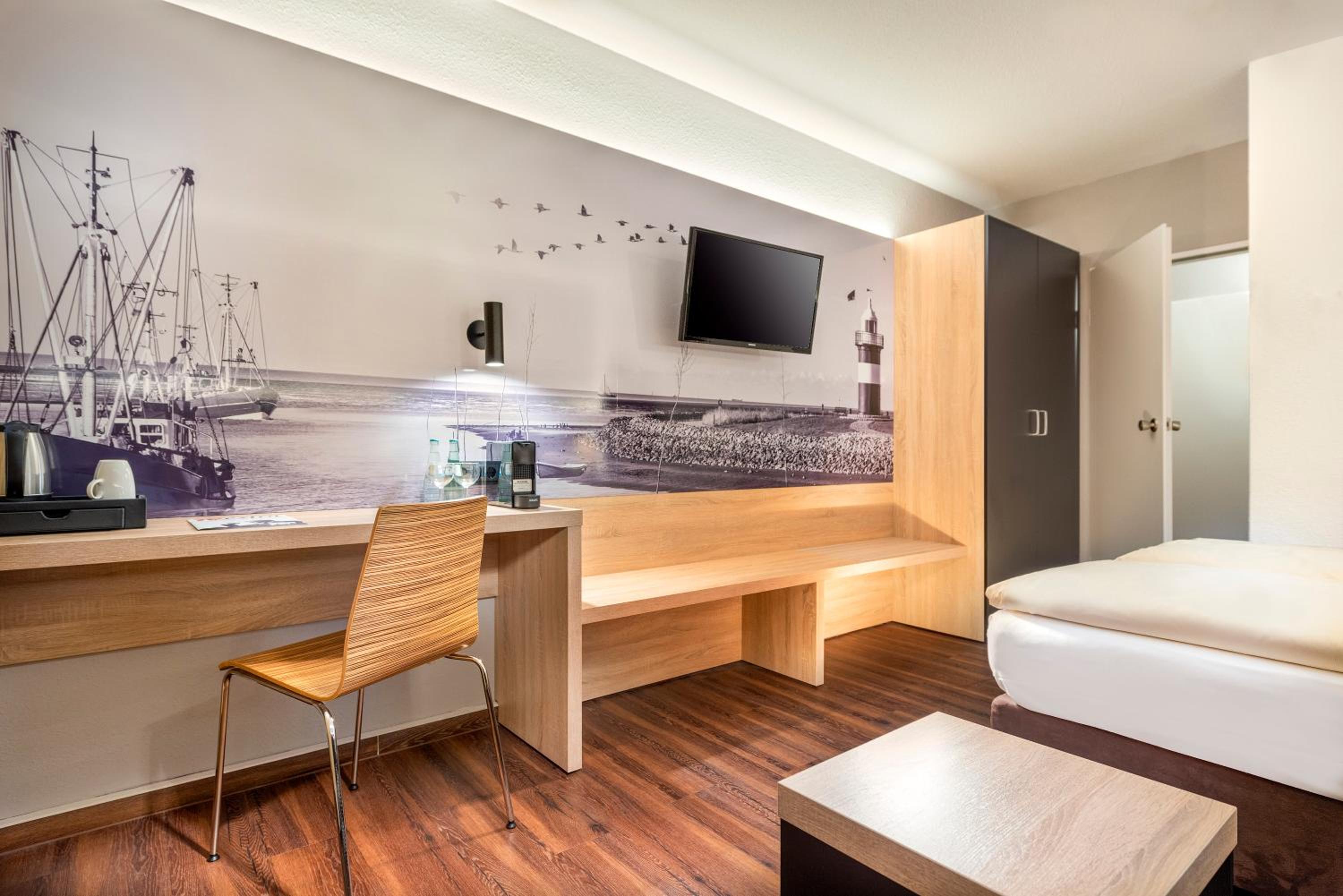 Business Double Room - Photo 6
